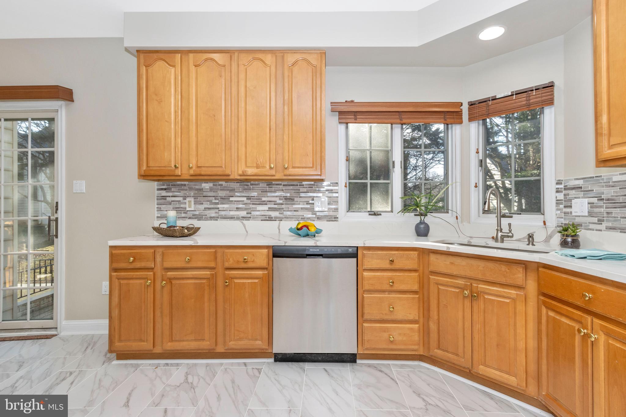 VILLAGE OF RIVER HILL - Residential