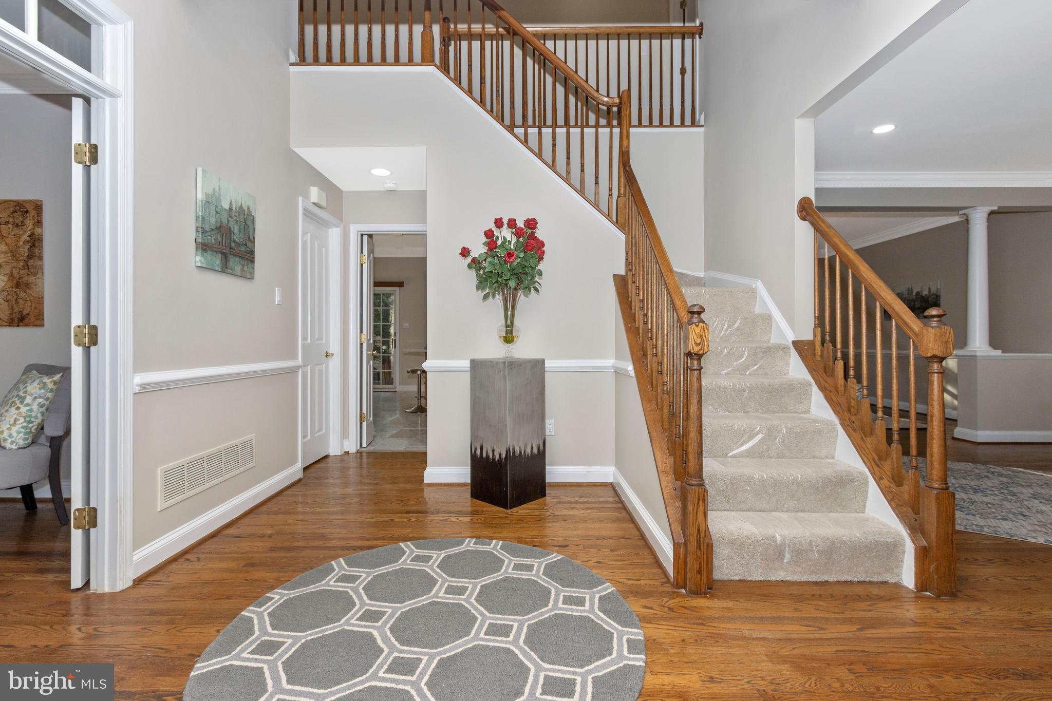 VILLAGE OF RIVER HILL - Residential