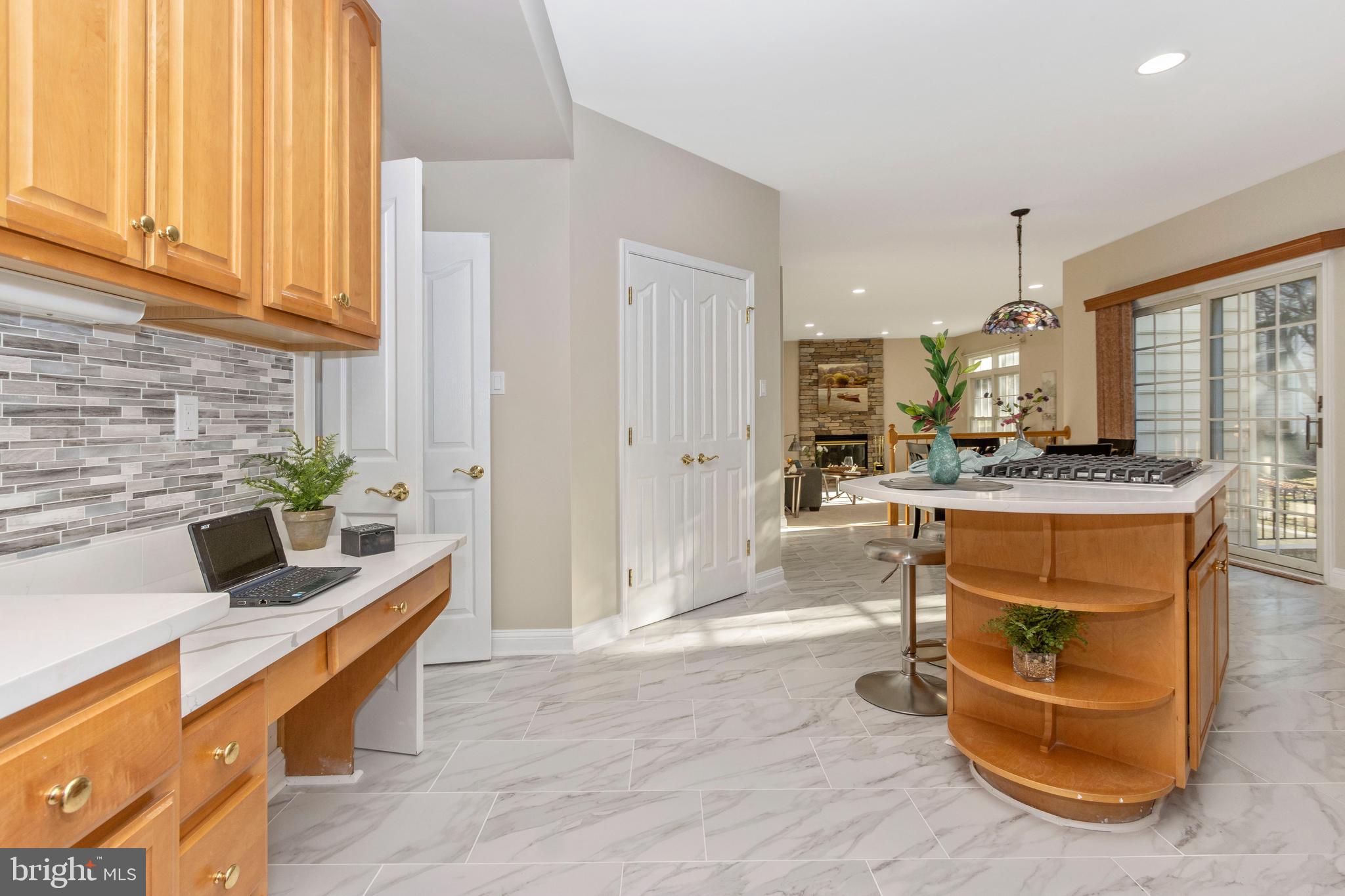 VILLAGE OF RIVER HILL - Residential