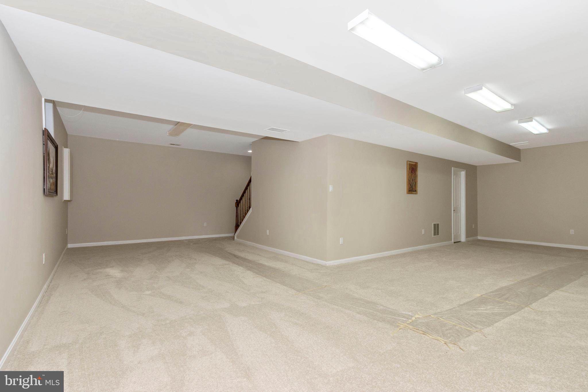 VILLAGE OF RIVER HILL - Residential