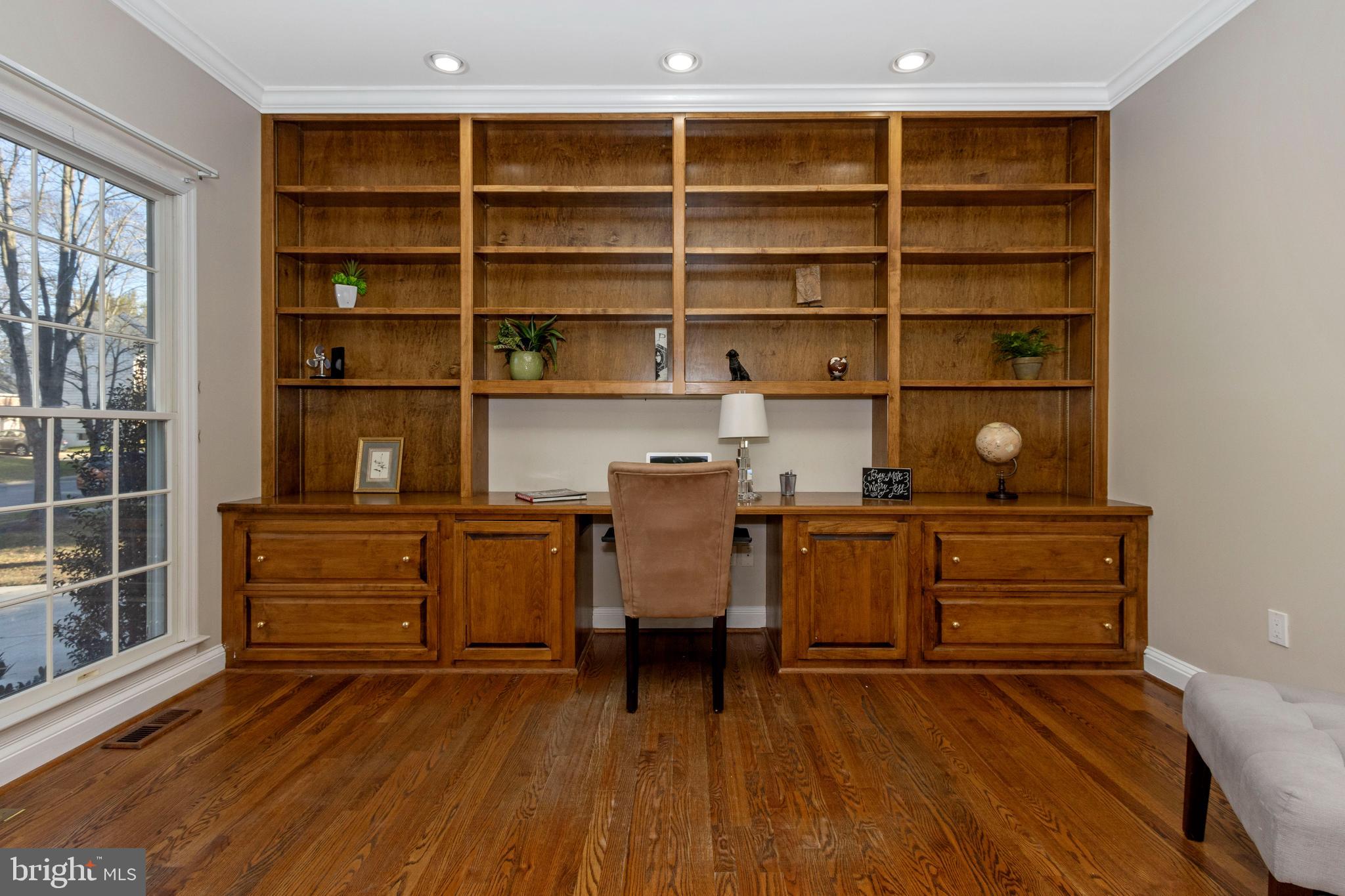 VILLAGE OF RIVER HILL - Residential