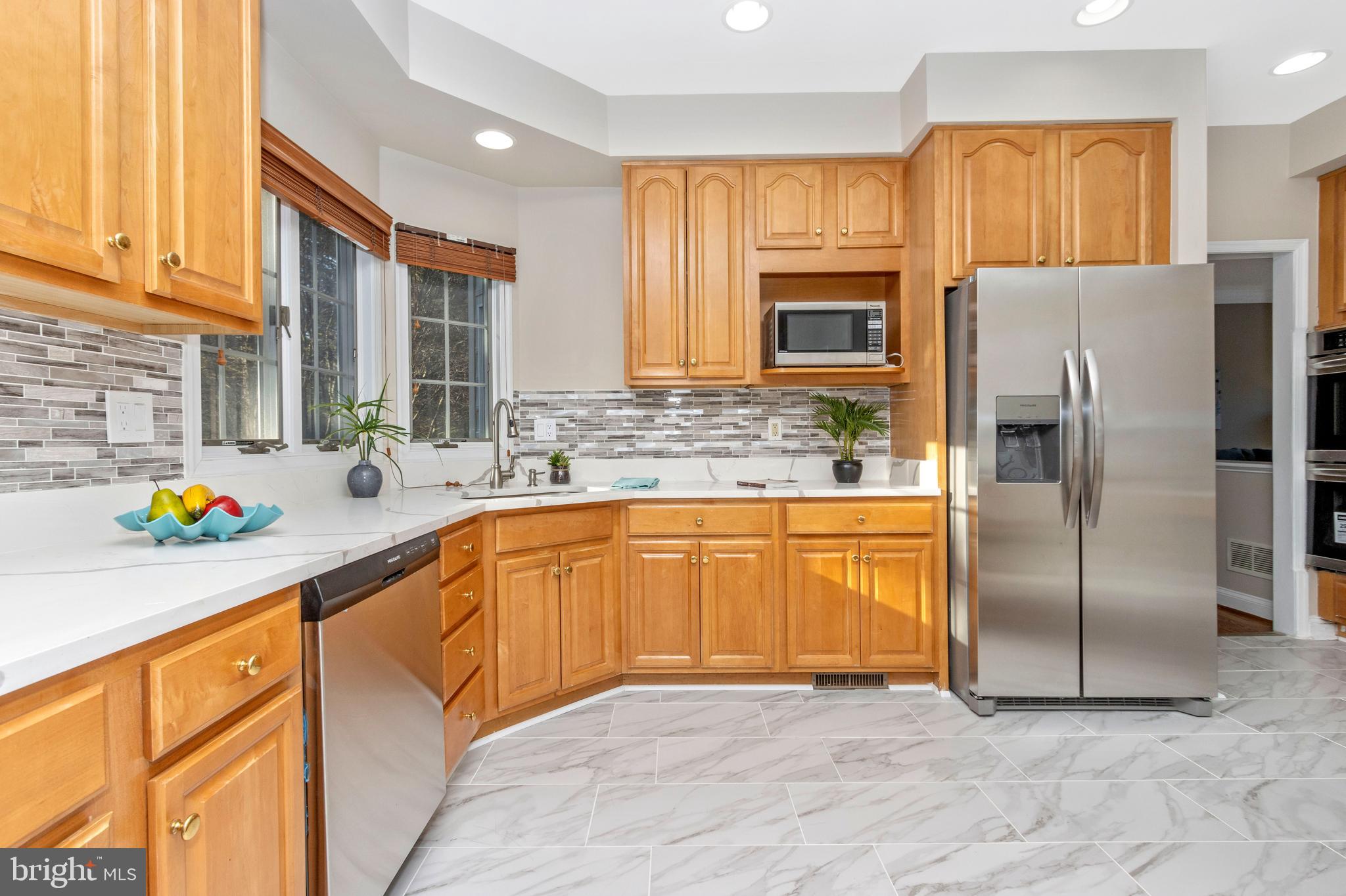 VILLAGE OF RIVER HILL - Residential