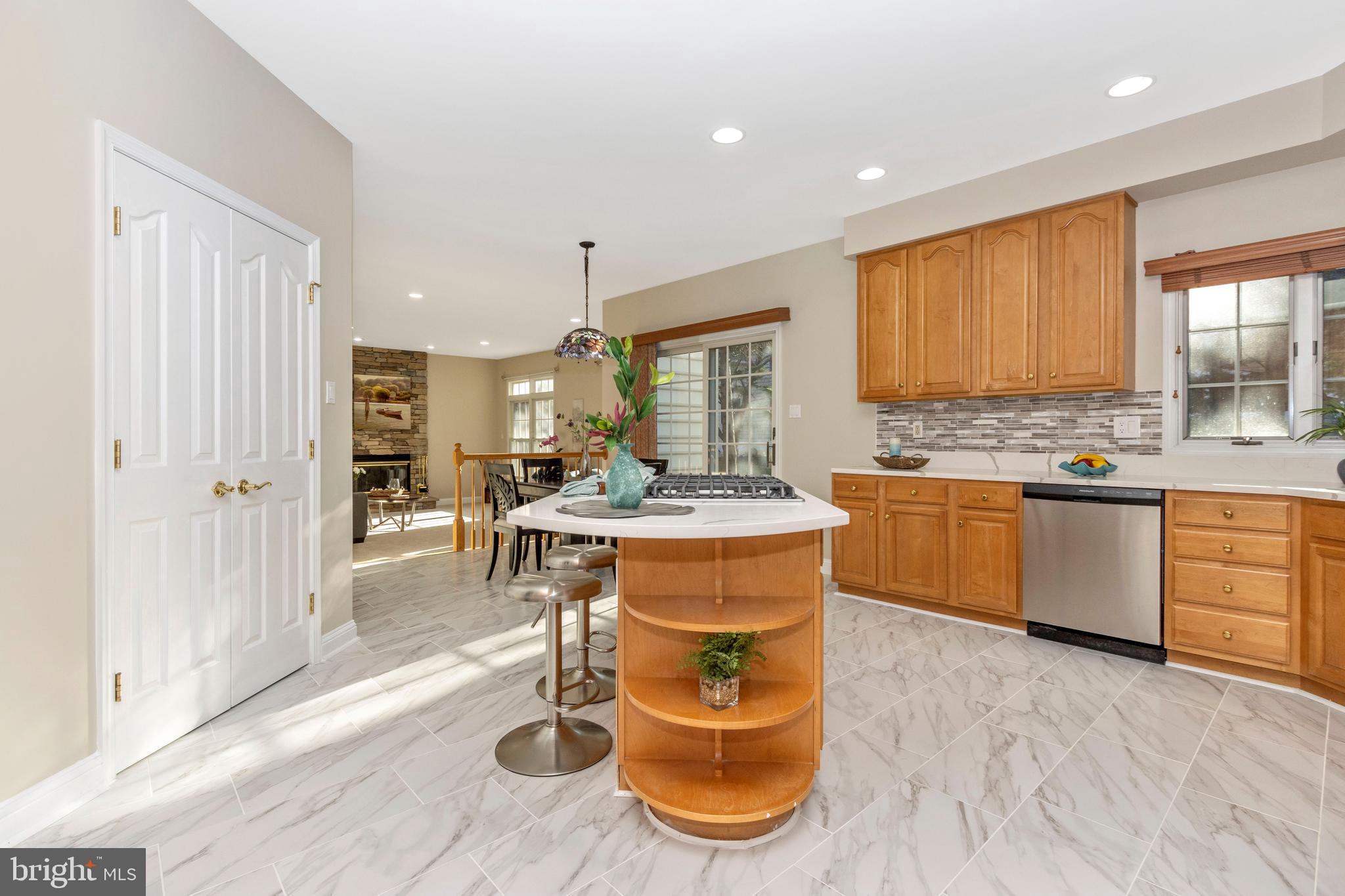 VILLAGE OF RIVER HILL - Residential