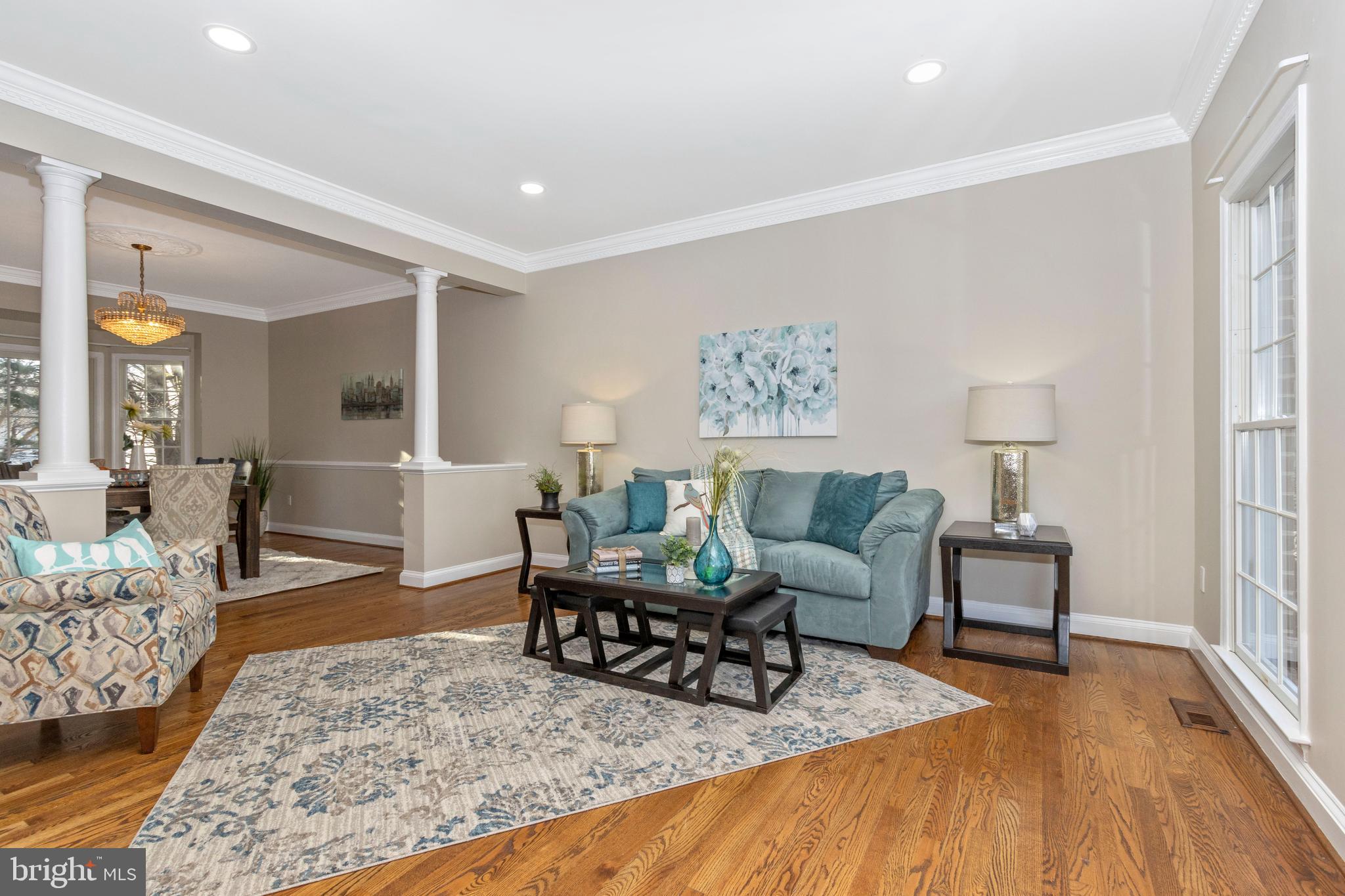 VILLAGE OF RIVER HILL - Residential