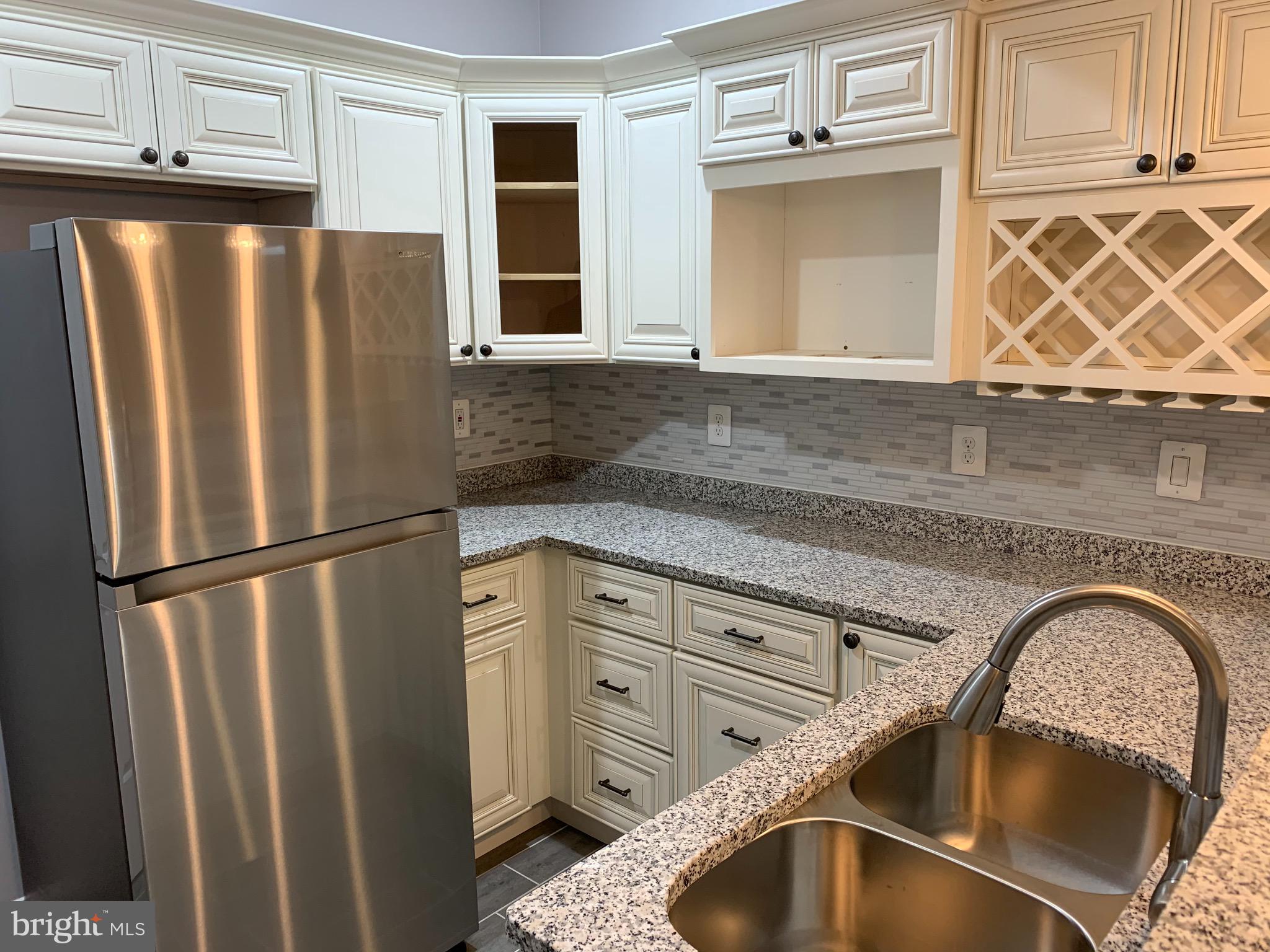 PORT POTOMAC - Residential Lease