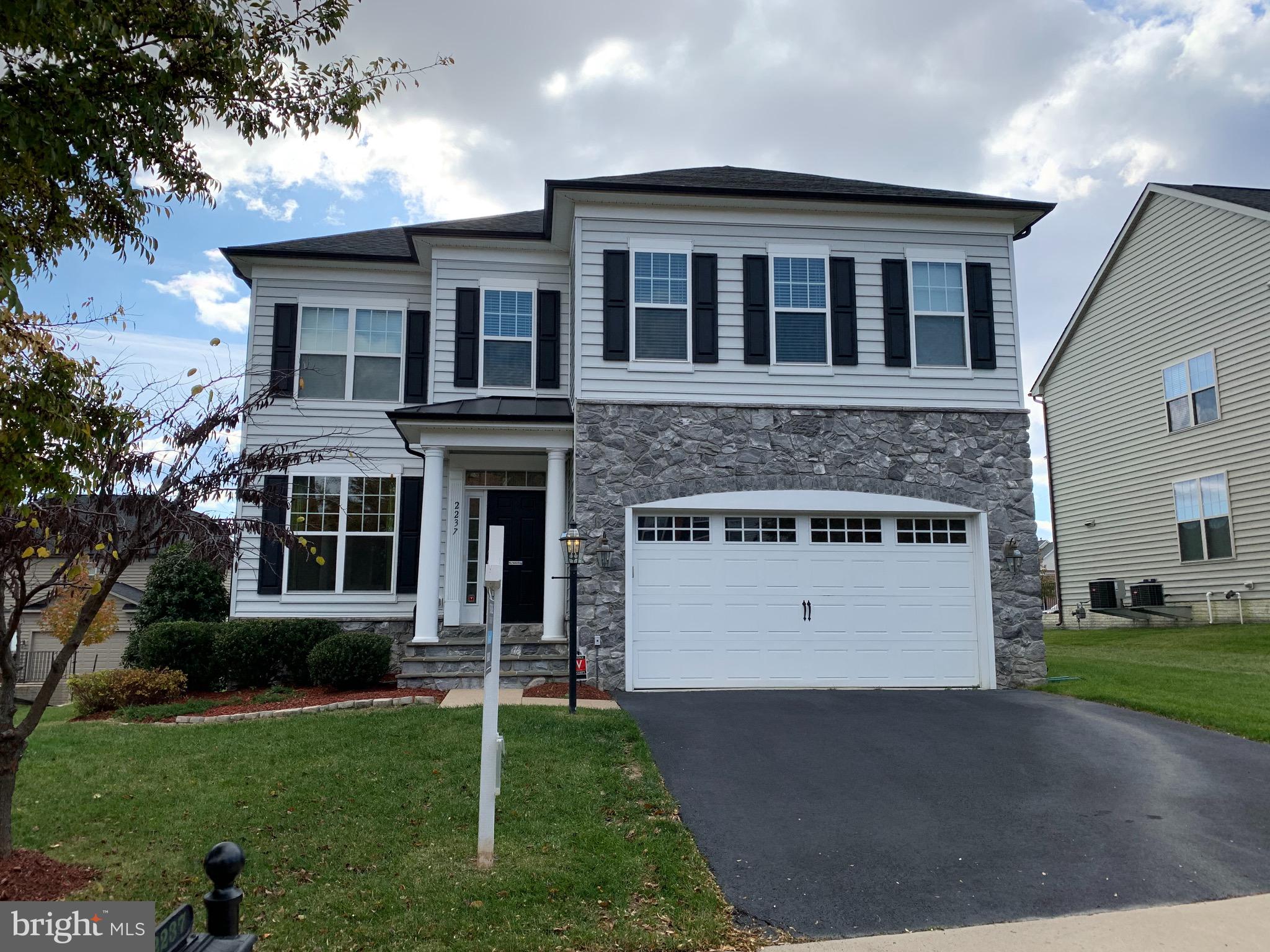 PORT POTOMAC - Residential Lease