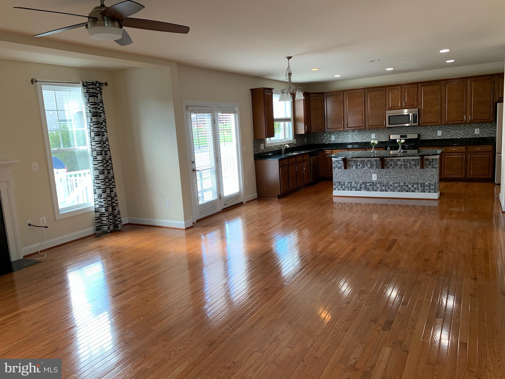 PORT POTOMAC - Residential Lease