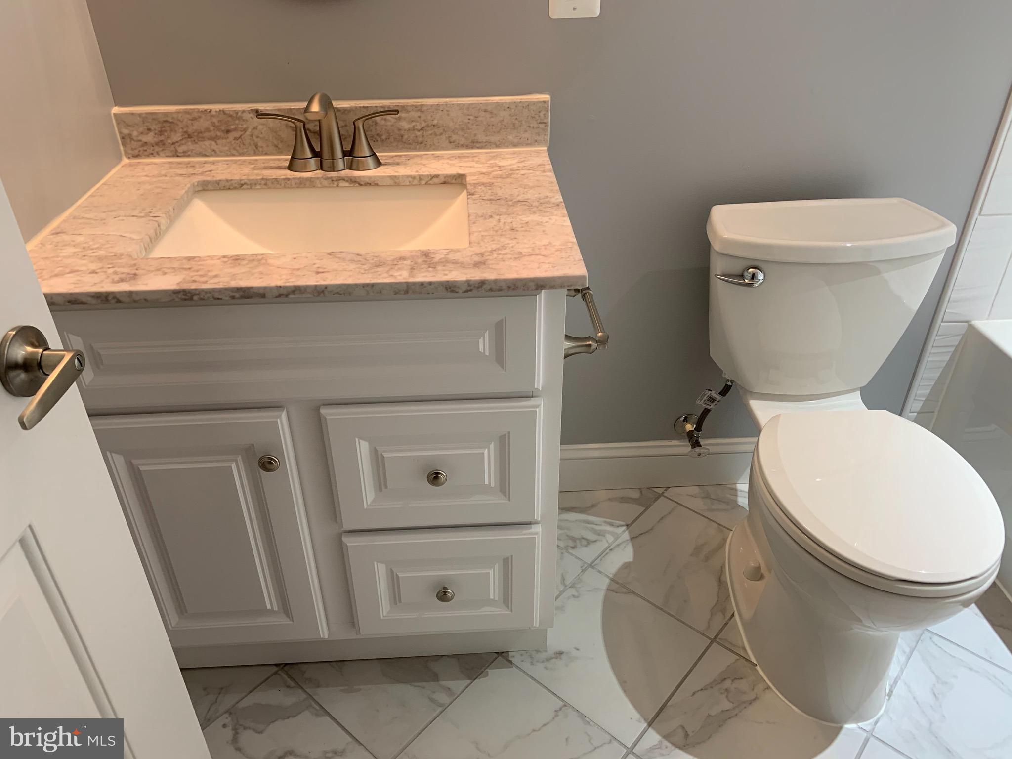 PORT POTOMAC - Residential Lease