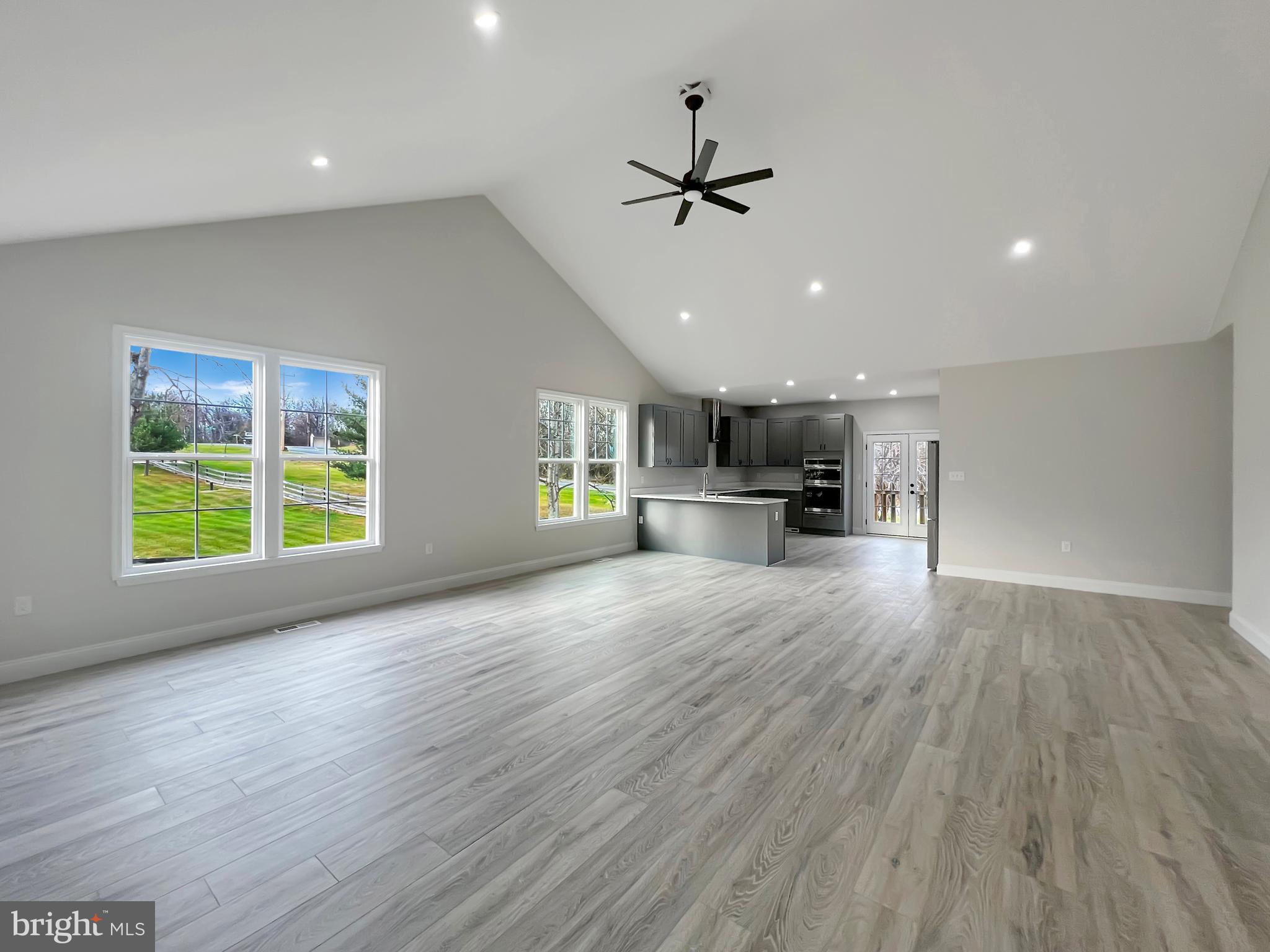 MEADOWLANDS - Residential