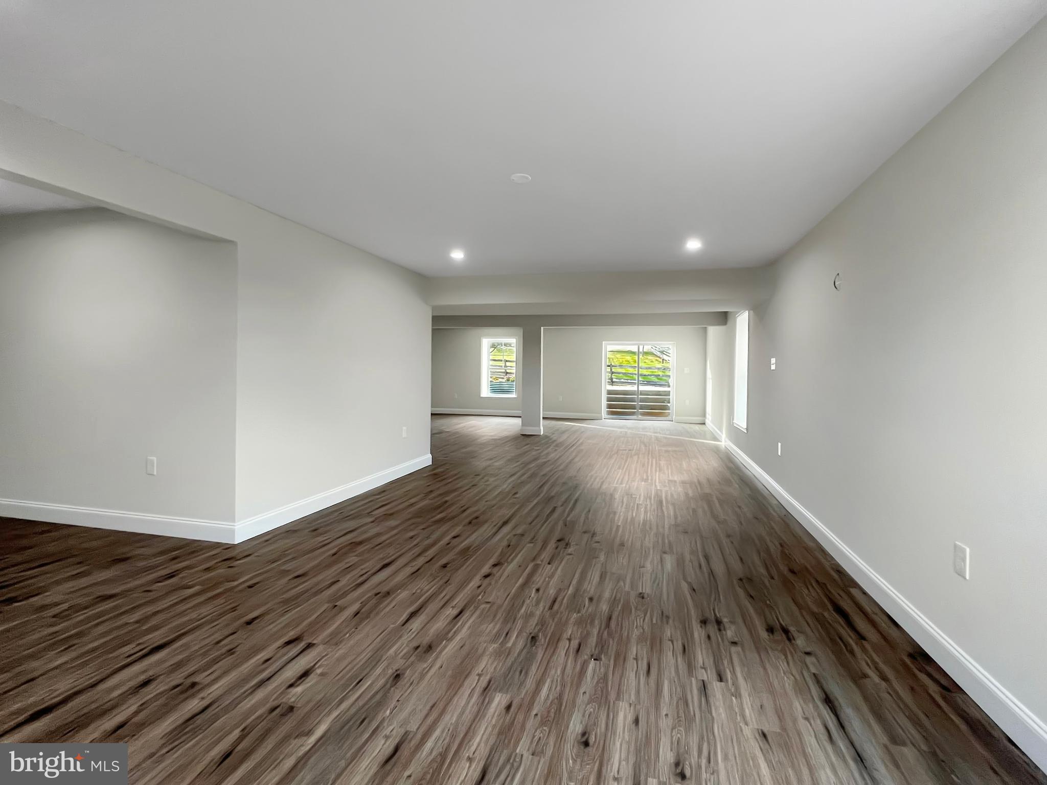 MEADOWLANDS - Residential