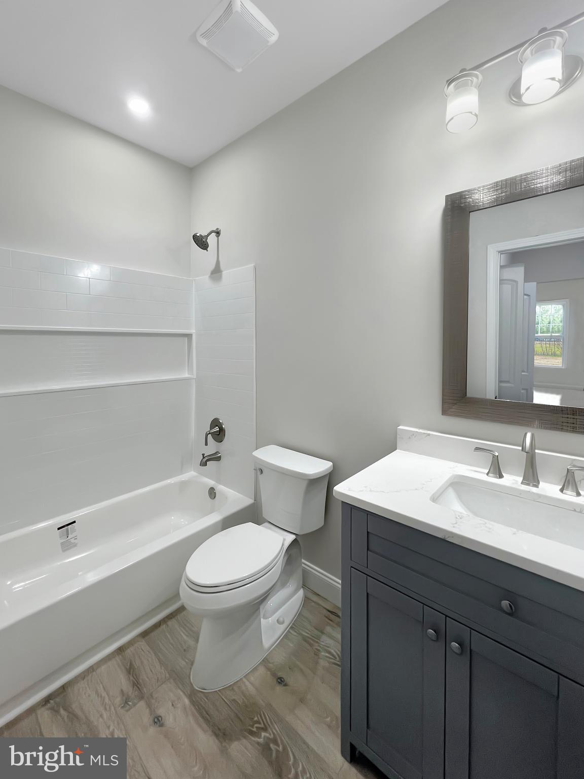 MEADOWLANDS - Residential