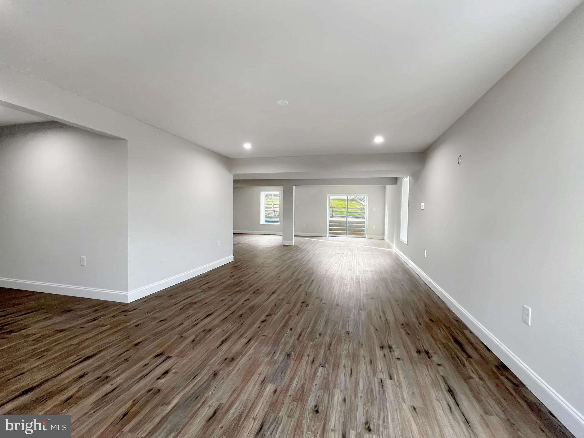 MEADOWLANDS - Residential