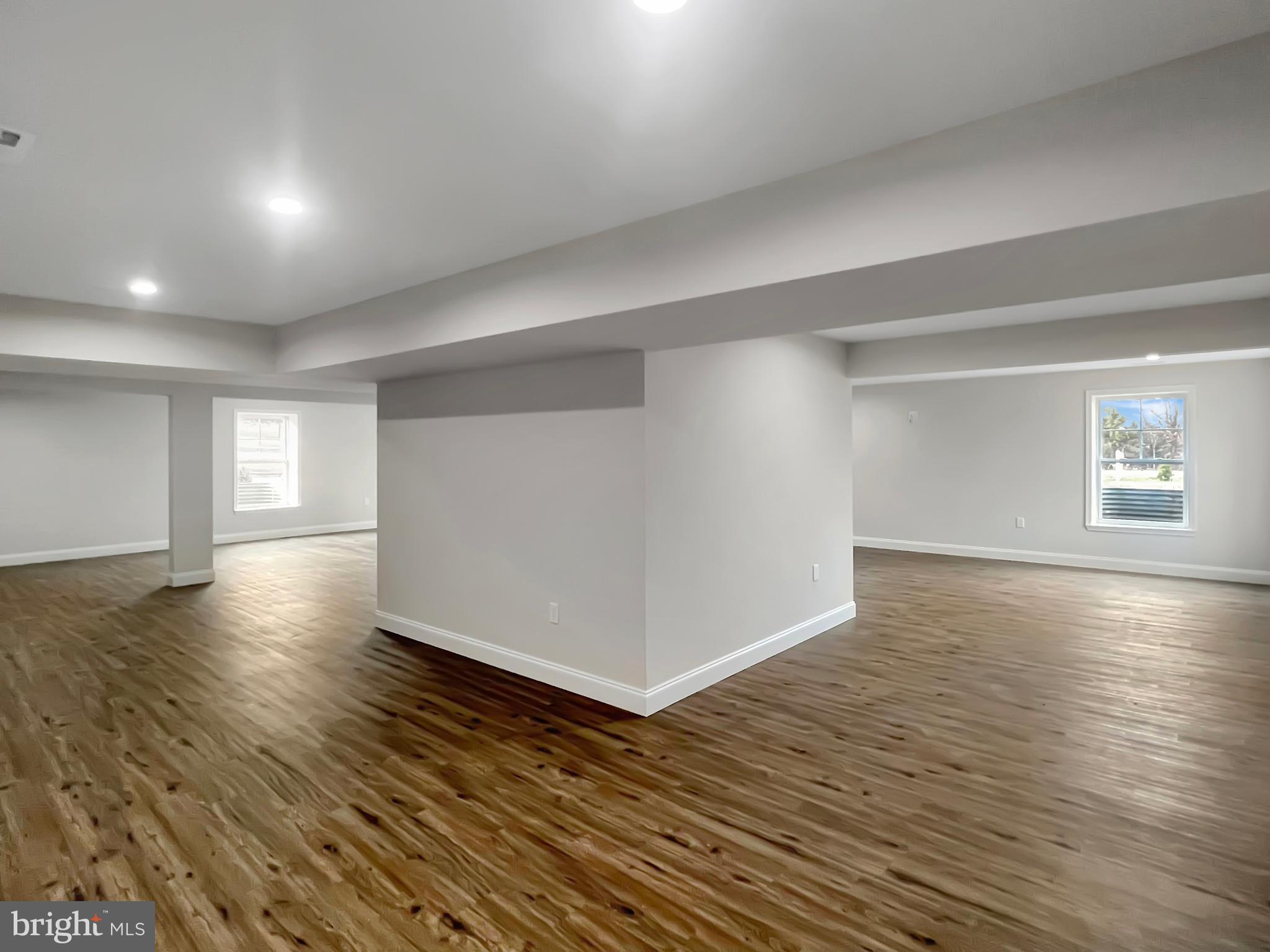 MEADOWLANDS - Residential