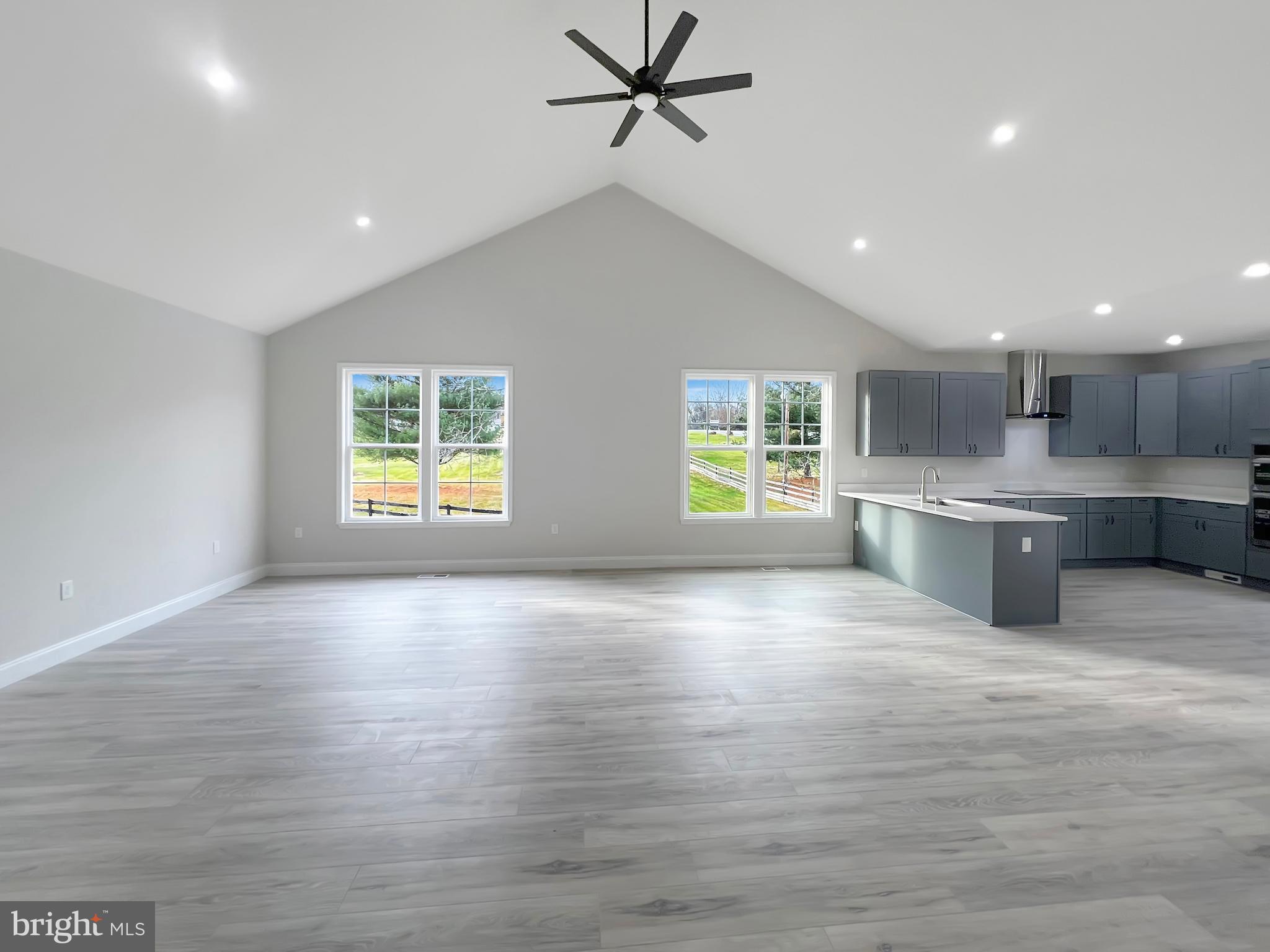 MEADOWLANDS - Residential