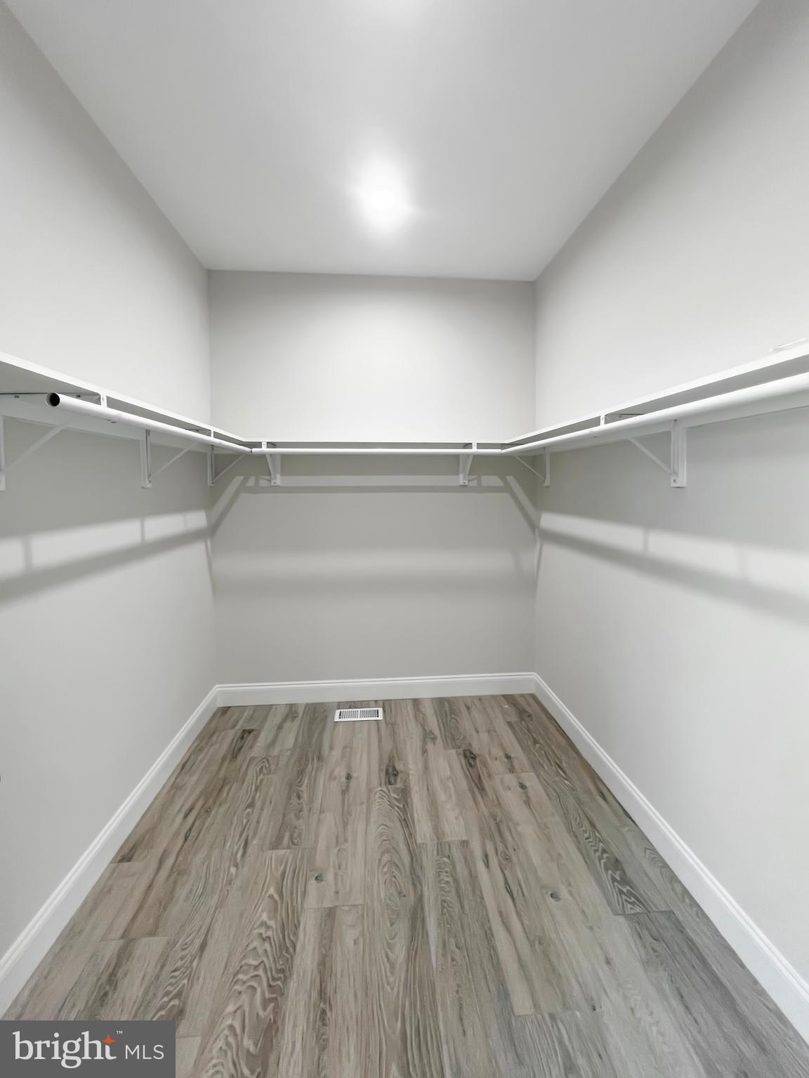 MEADOWLANDS - Residential