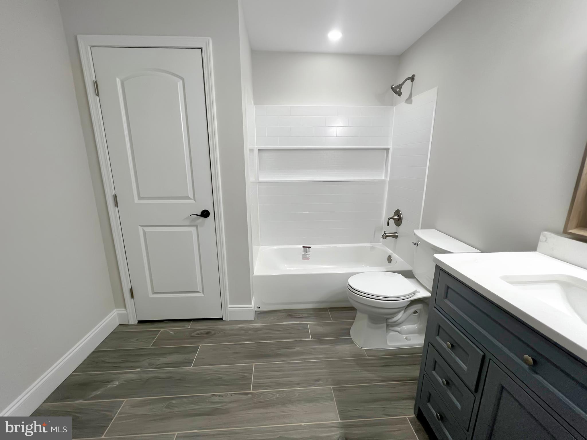 MEADOWLANDS - Residential