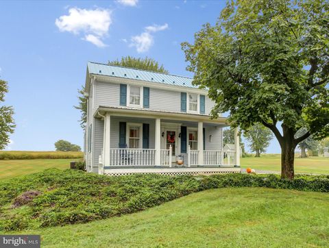 3824 MERCERSBURG ROAD MERCERSBURG PA 17236
