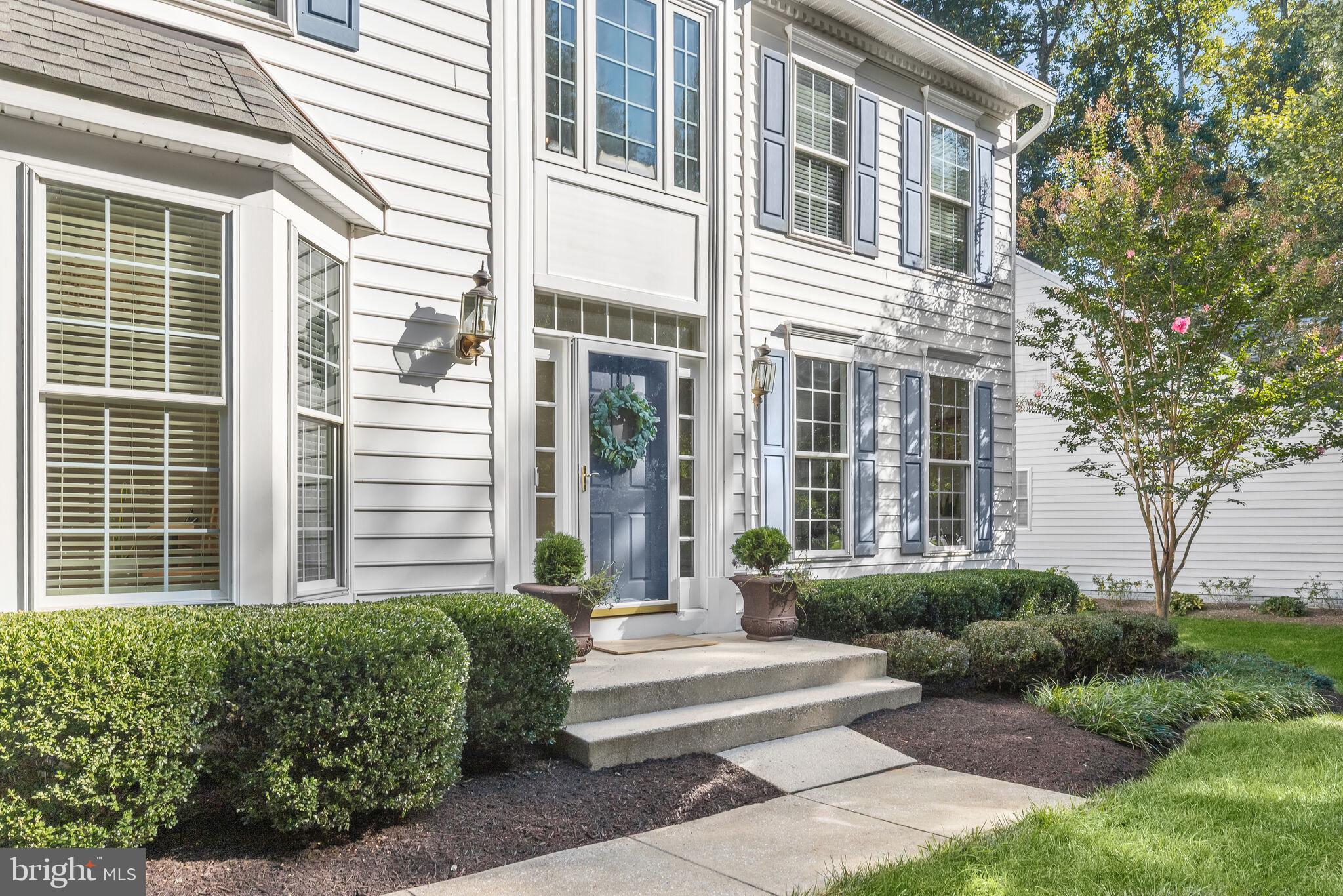 RIVER HILL - Residential