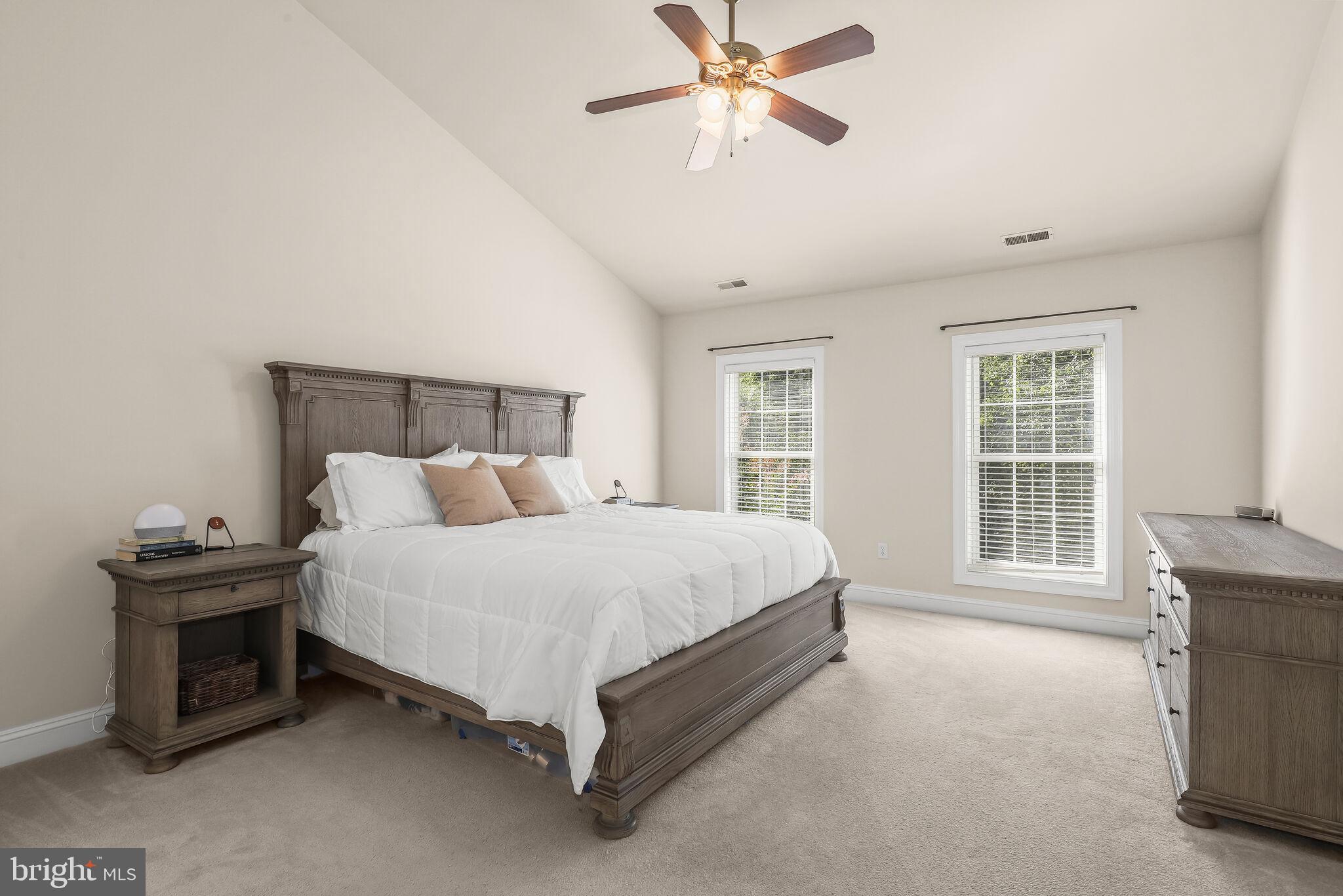 RIVER HILL - Residential