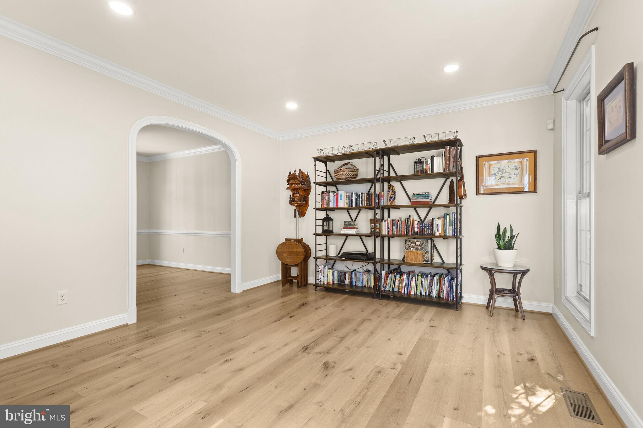 RIVER HILL - Residential