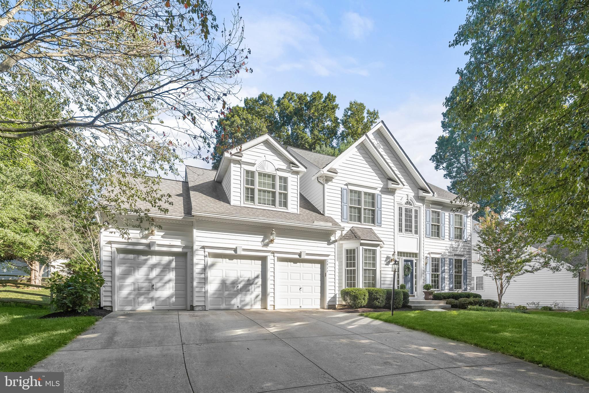 RIVER HILL - Residential