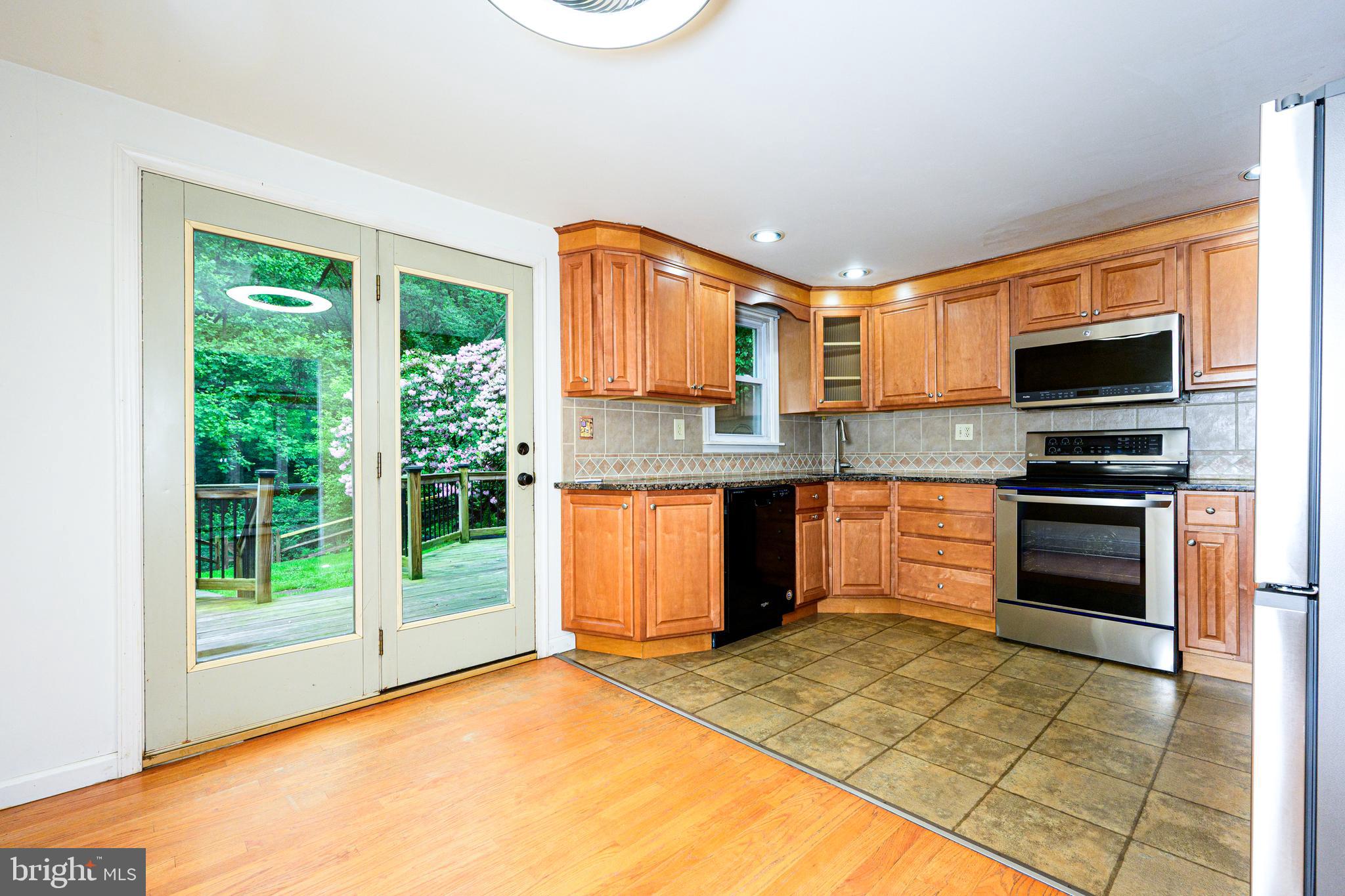 SHERWOOD PINES - Residential