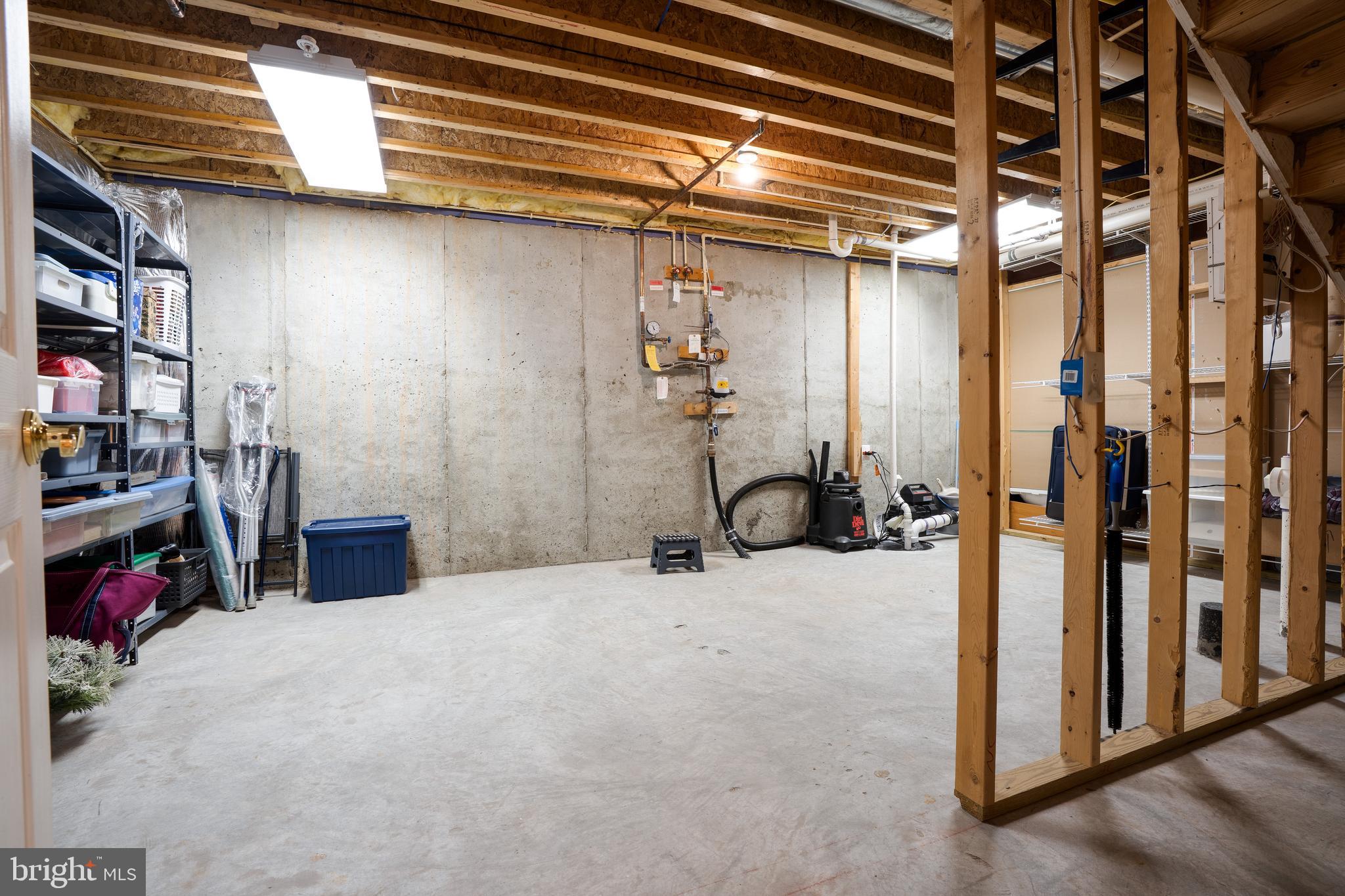 ELLICOTT MEADOWS - Residential