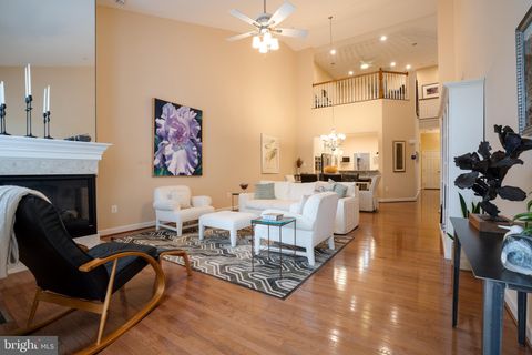 Condo For Sale - 12022 Windsor Moss #102<br/> Howard County, ELLICOTT CITY, MD 21042