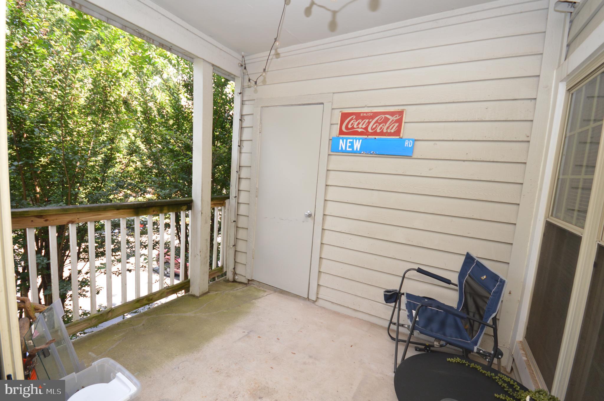 PENDERBROOK SQUARE CONDOMINIUMS - Residential Lease