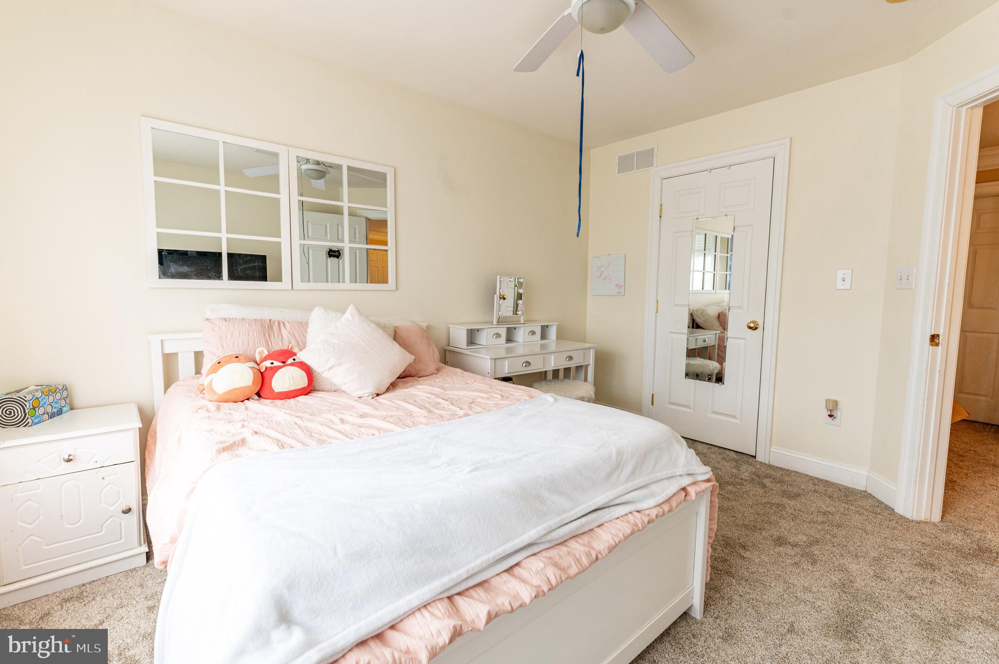 LAKE VIEW ESTATES - Residential