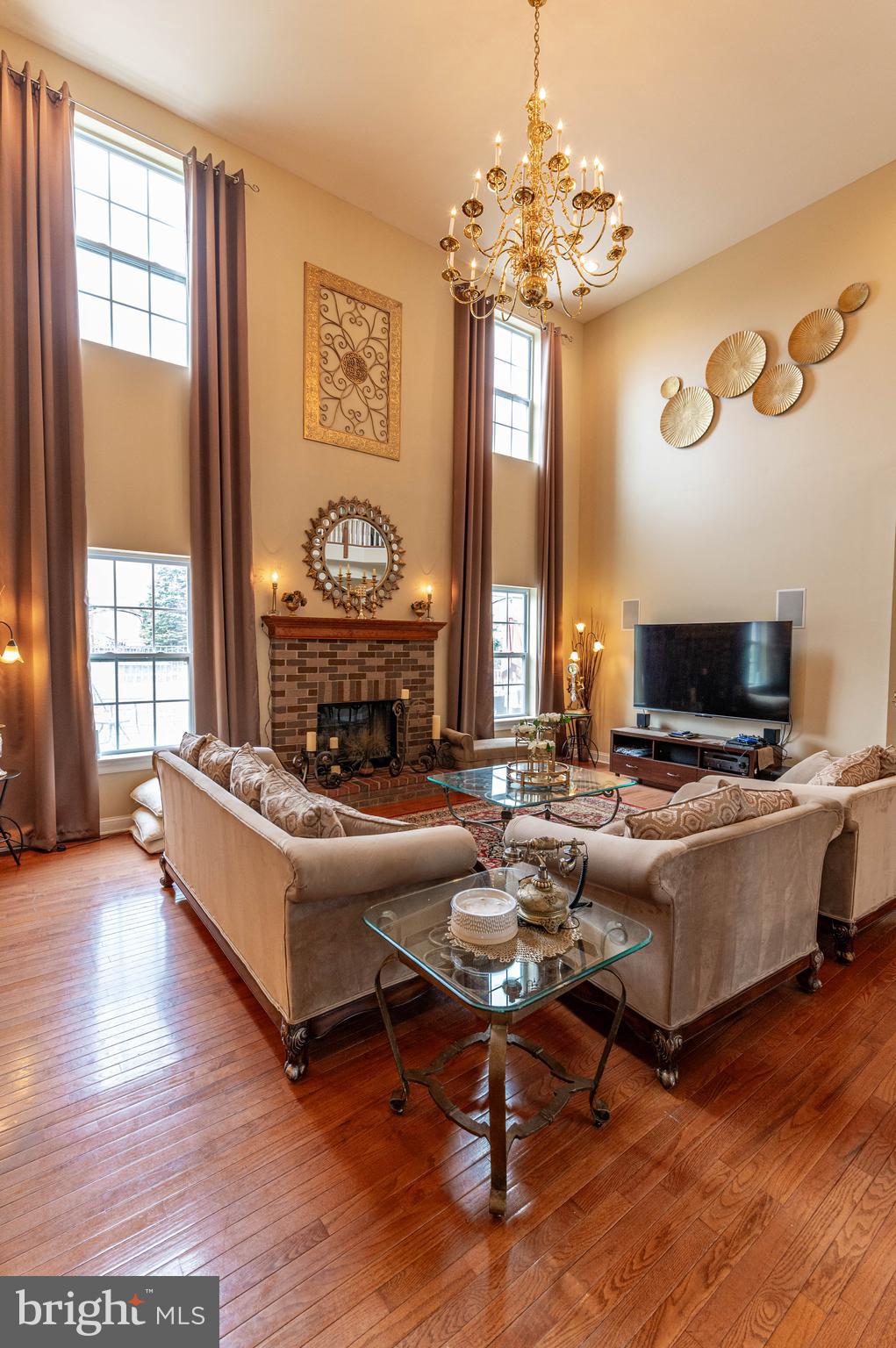 LAKE VIEW ESTATES - Residential