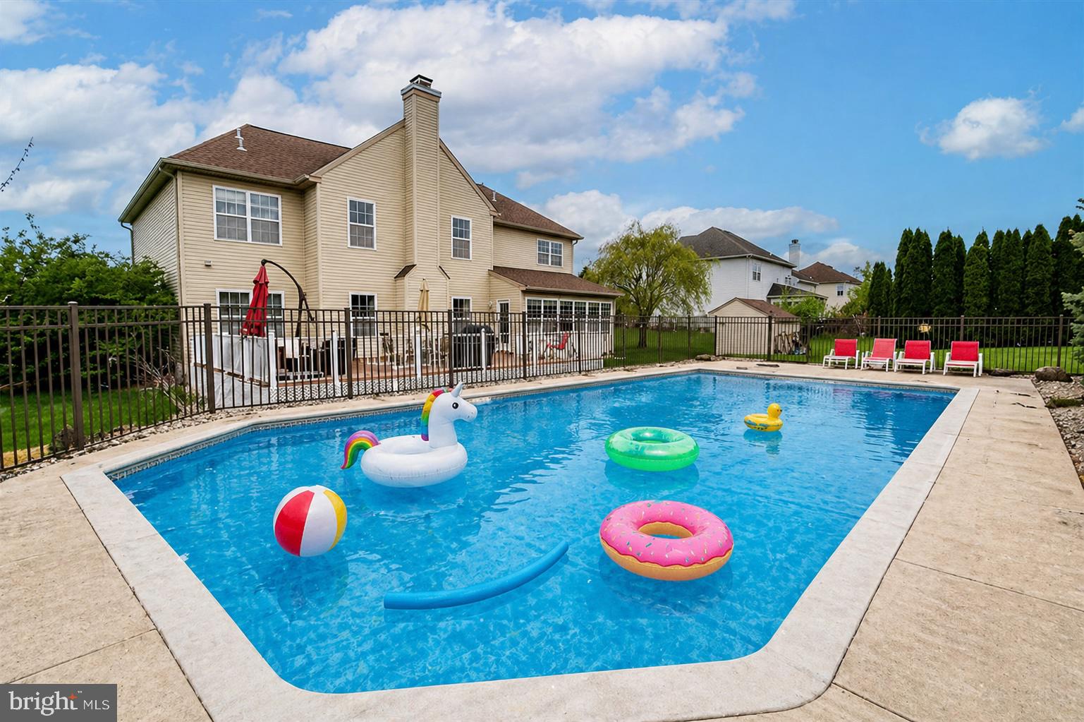 LAKE VIEW ESTATES - Residential