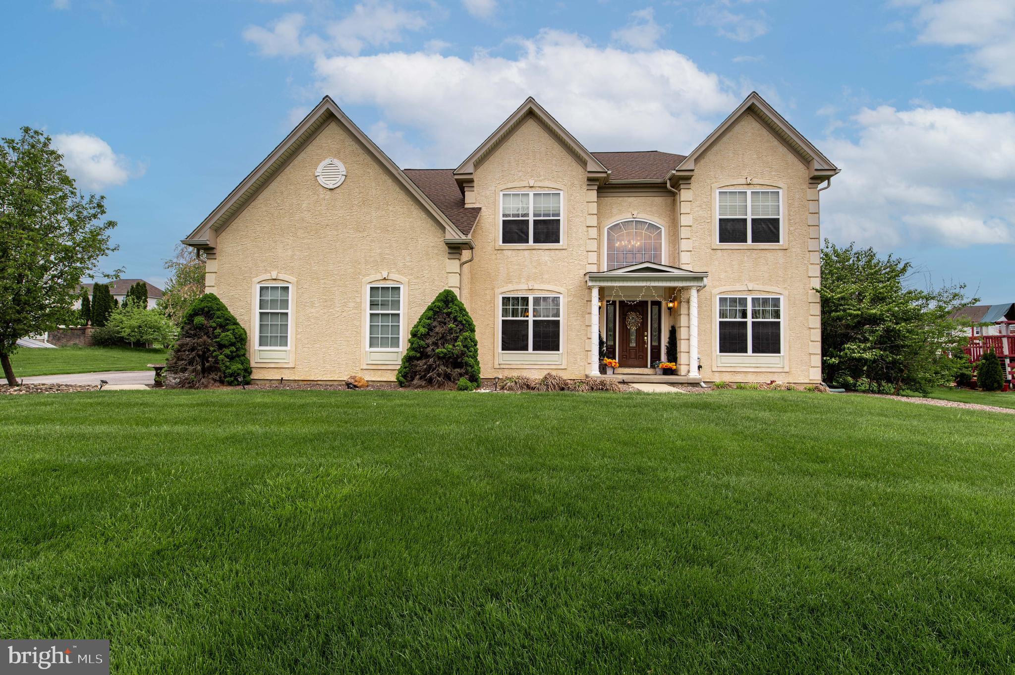 LAKE VIEW ESTATES - Residential