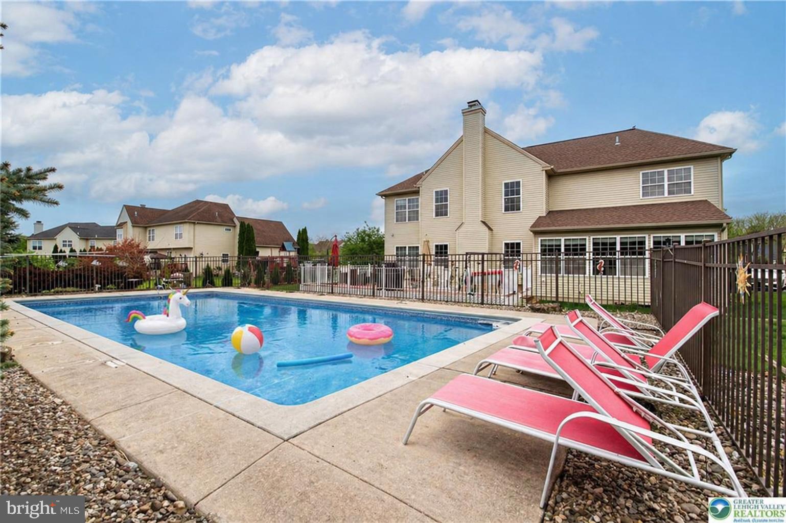 LAKE VIEW ESTATES - Residential
