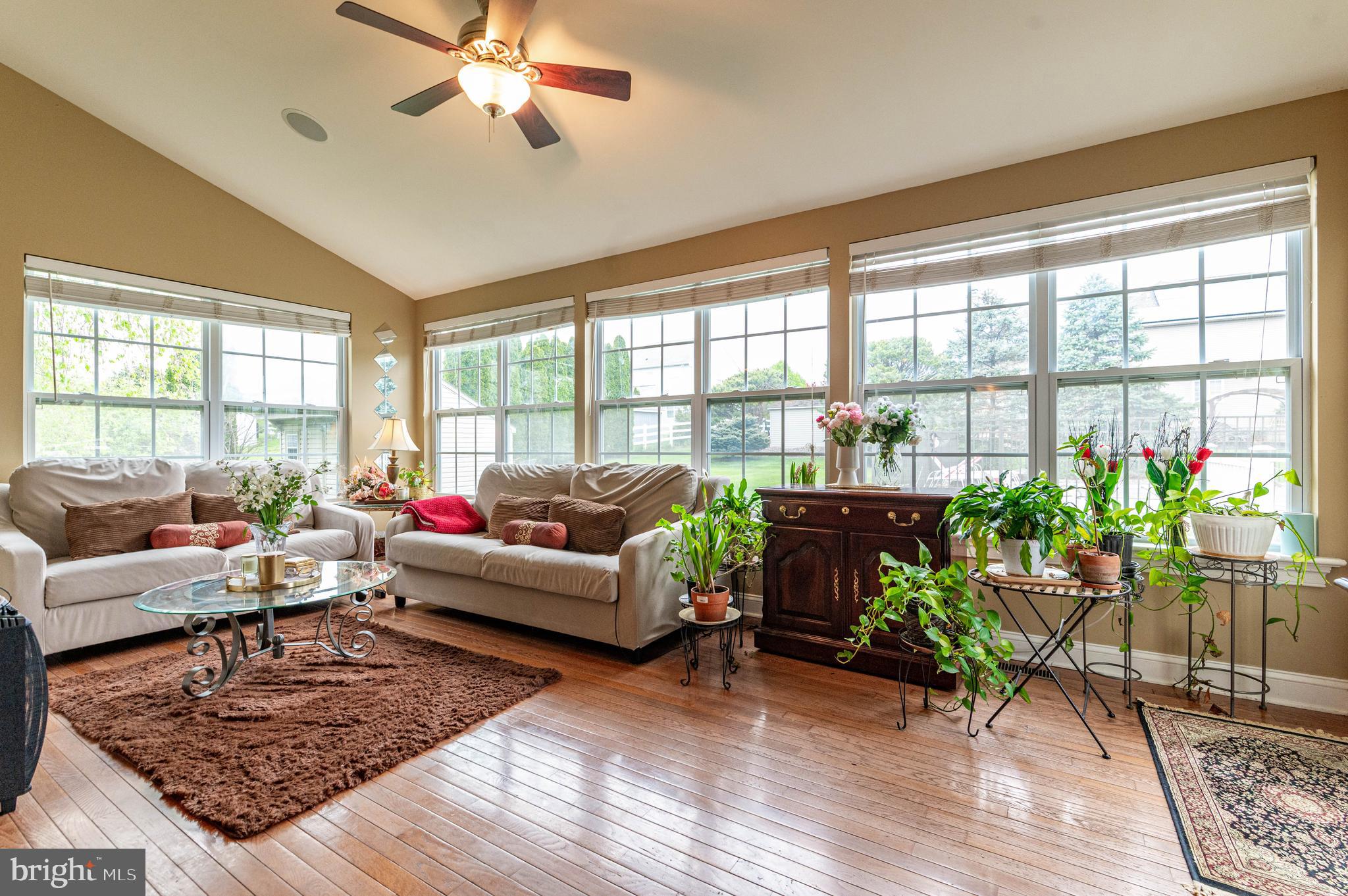 LAKE VIEW ESTATES - Residential