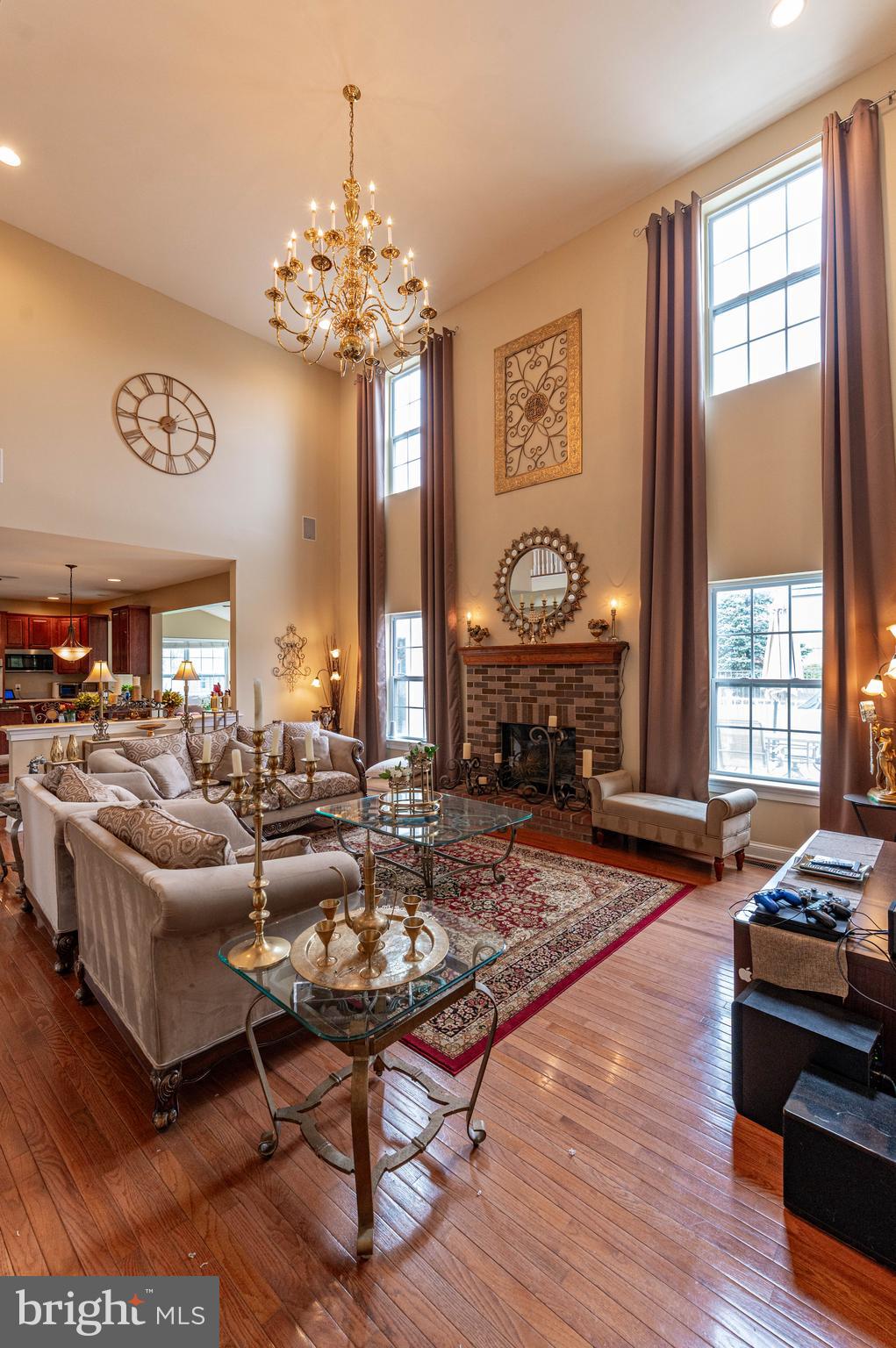 LAKE VIEW ESTATES - Residential