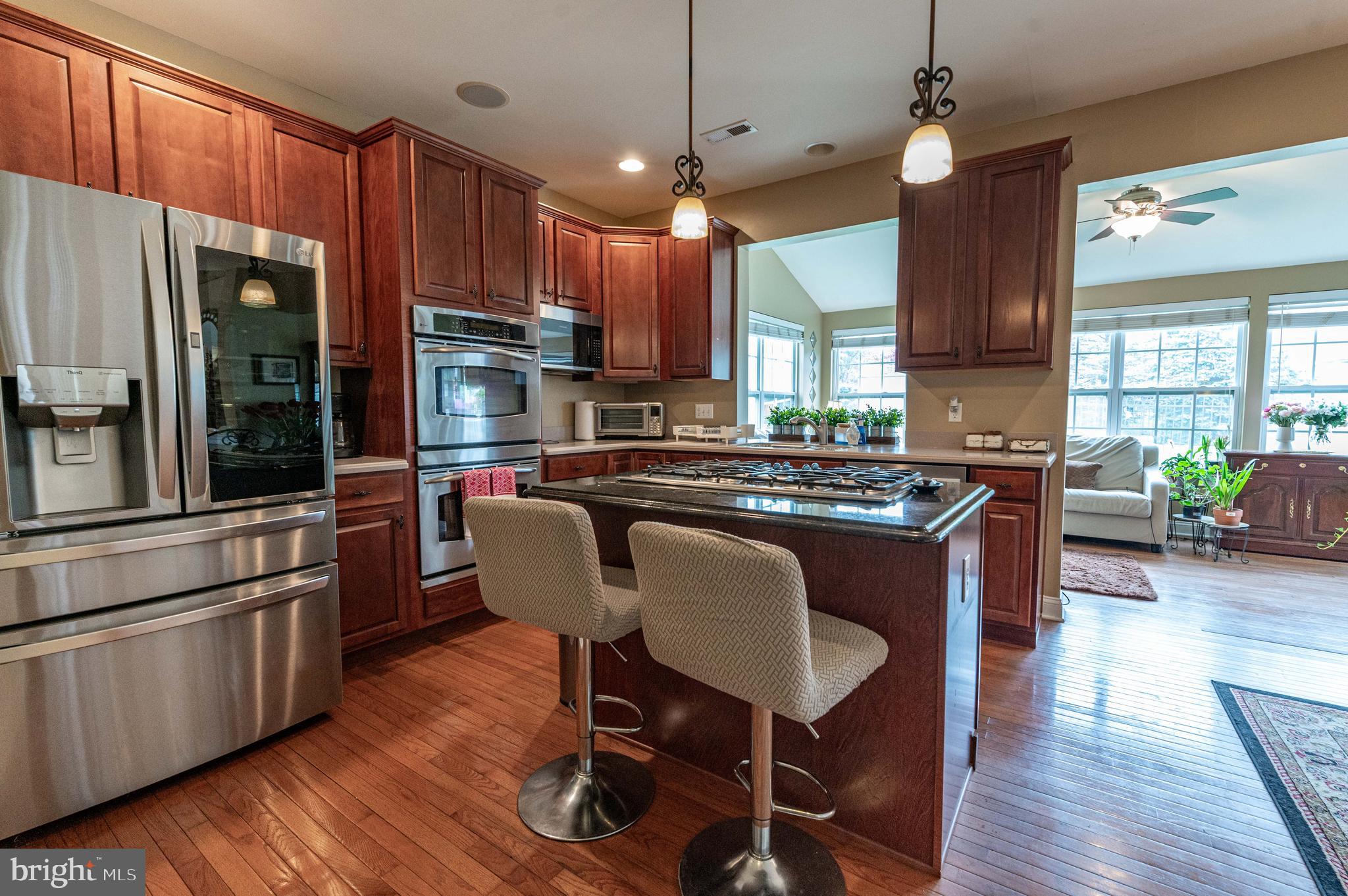 LAKE VIEW ESTATES - Residential