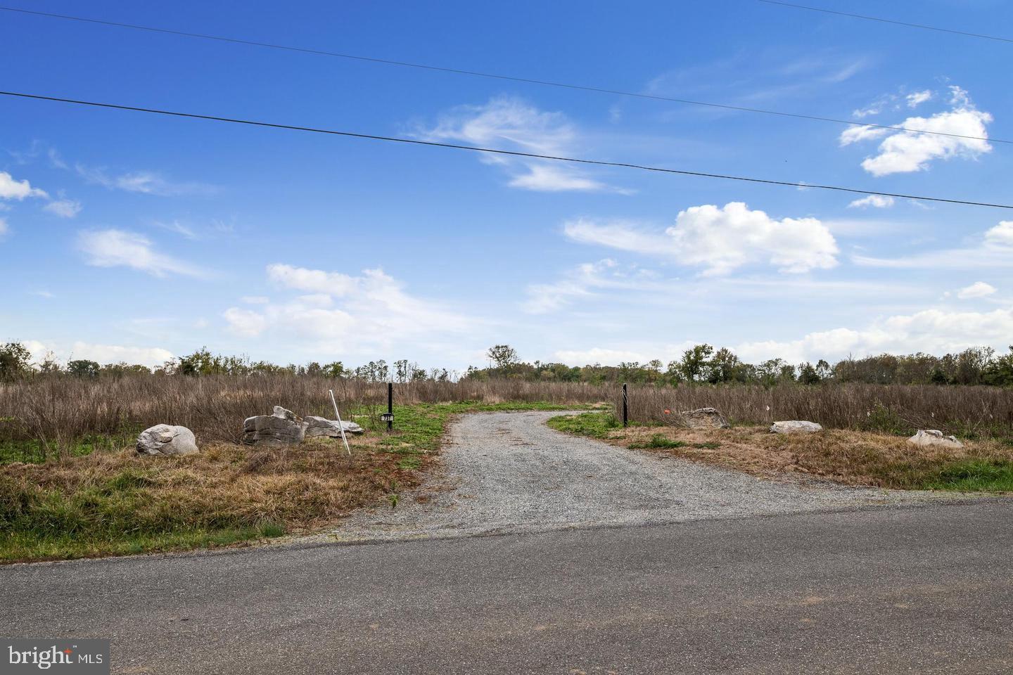 737 LONGMARSH ROAD