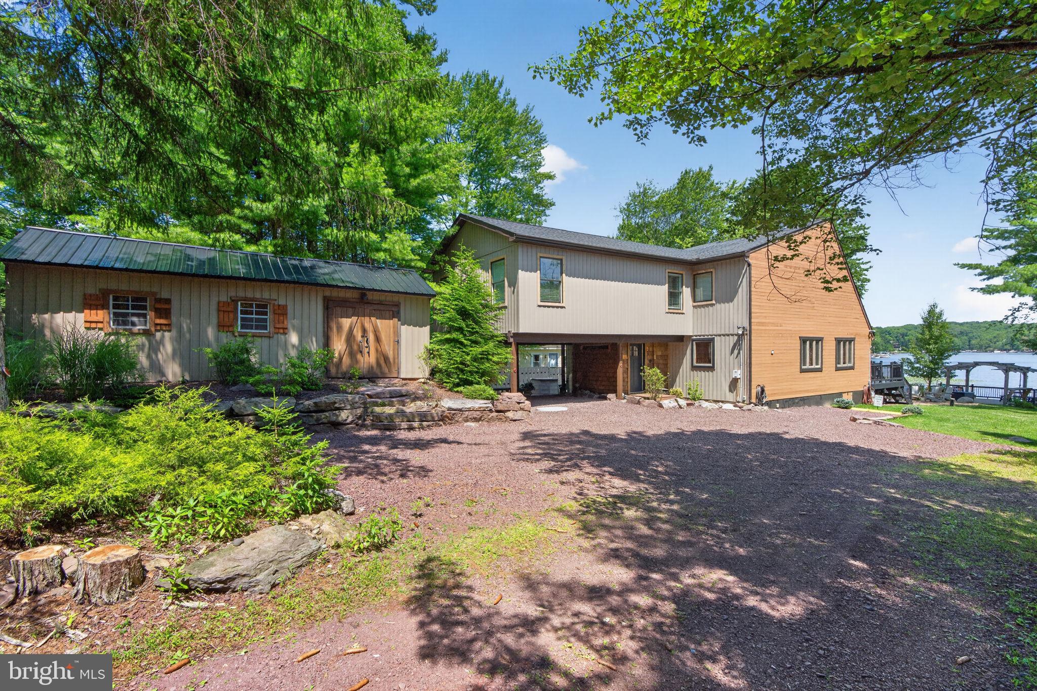 240 S LAKE DRIVE