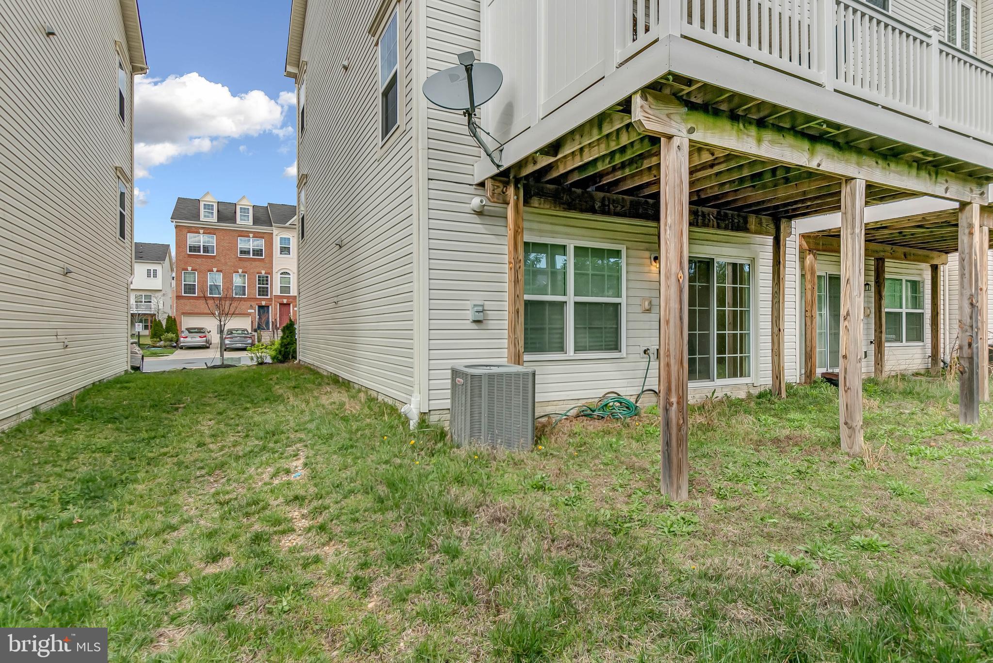 FIELDSTONE FARM - Residential