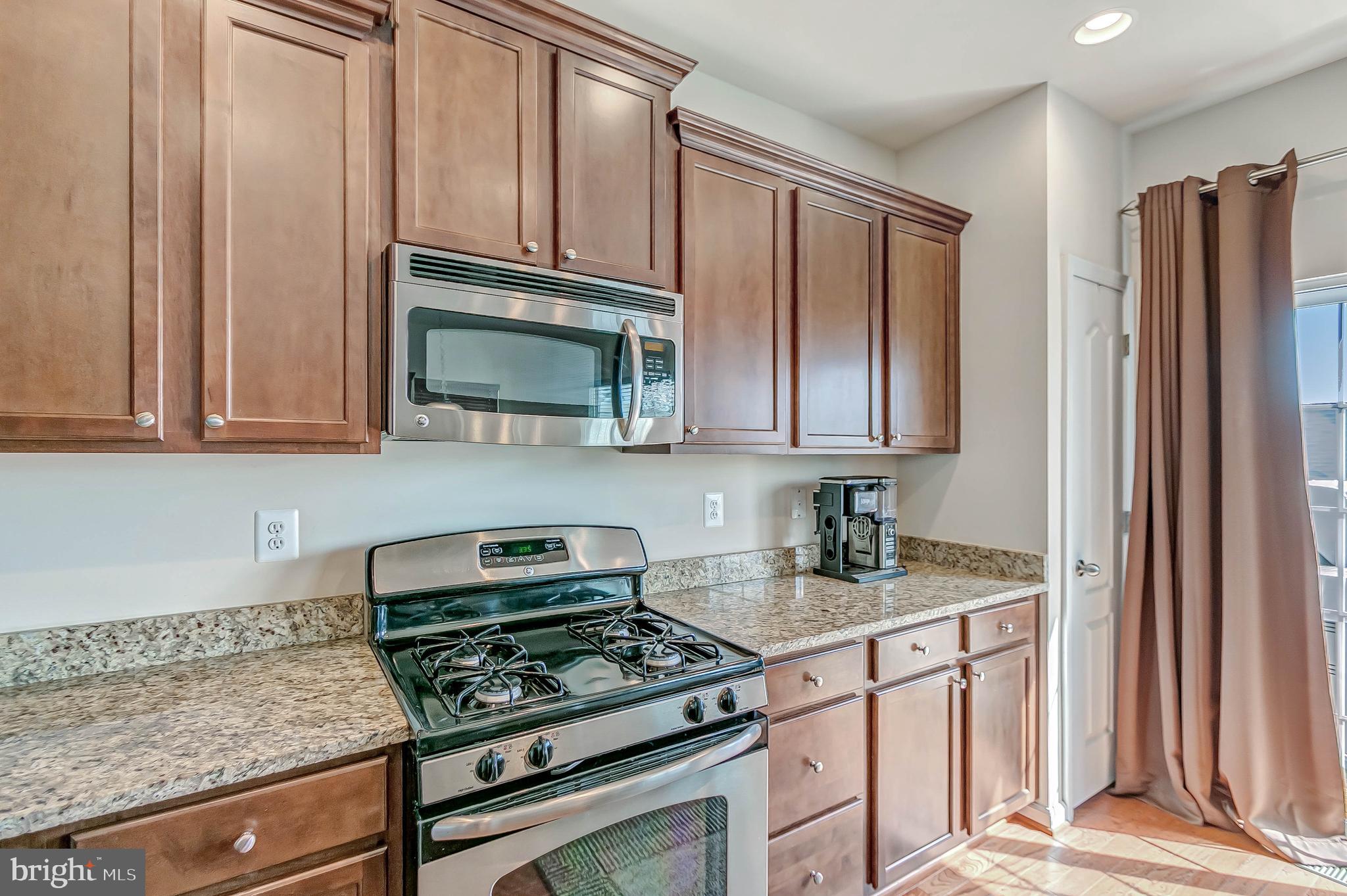 FIELDSTONE FARM - Residential