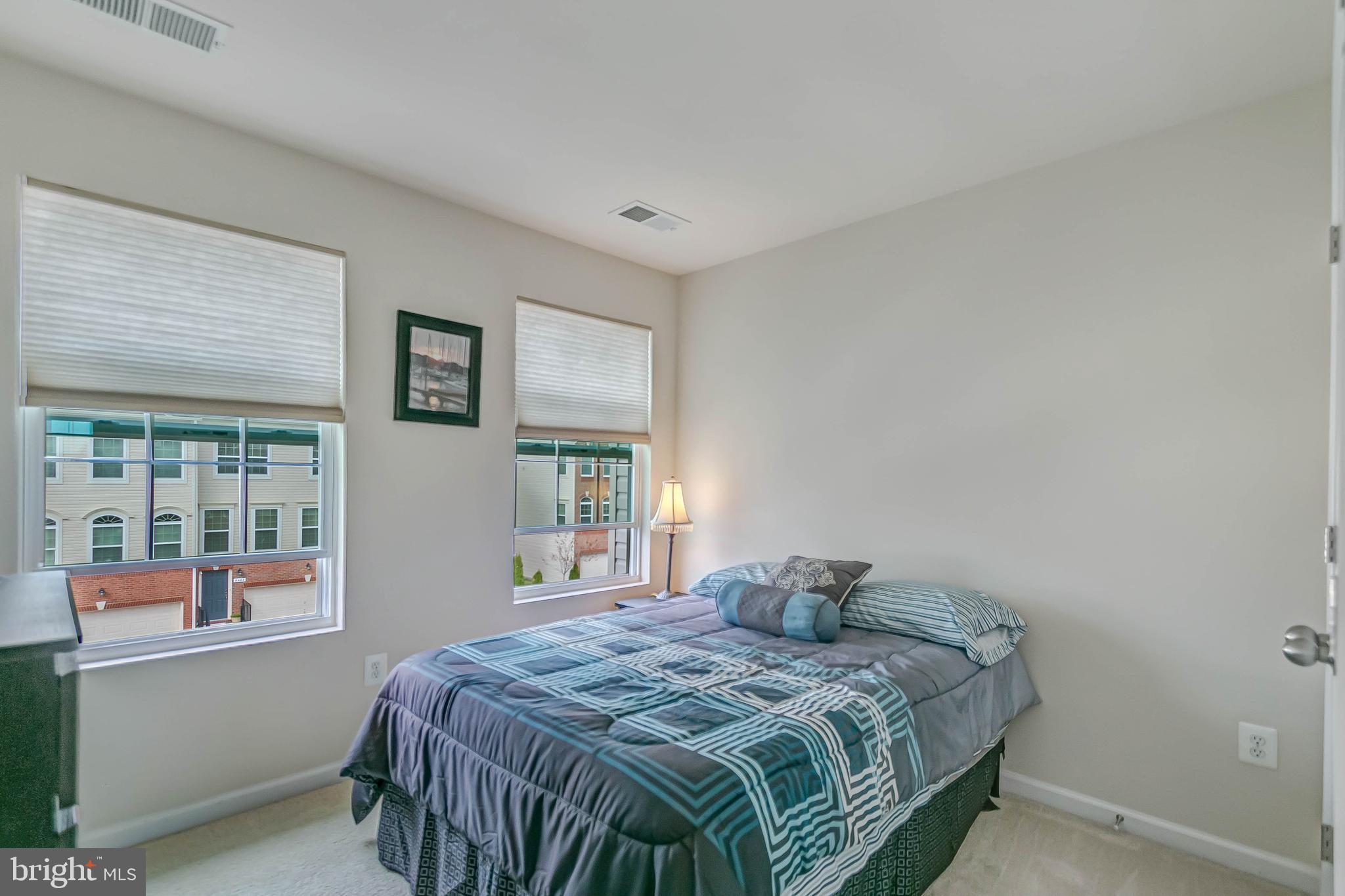 FIELDSTONE FARM - Residential