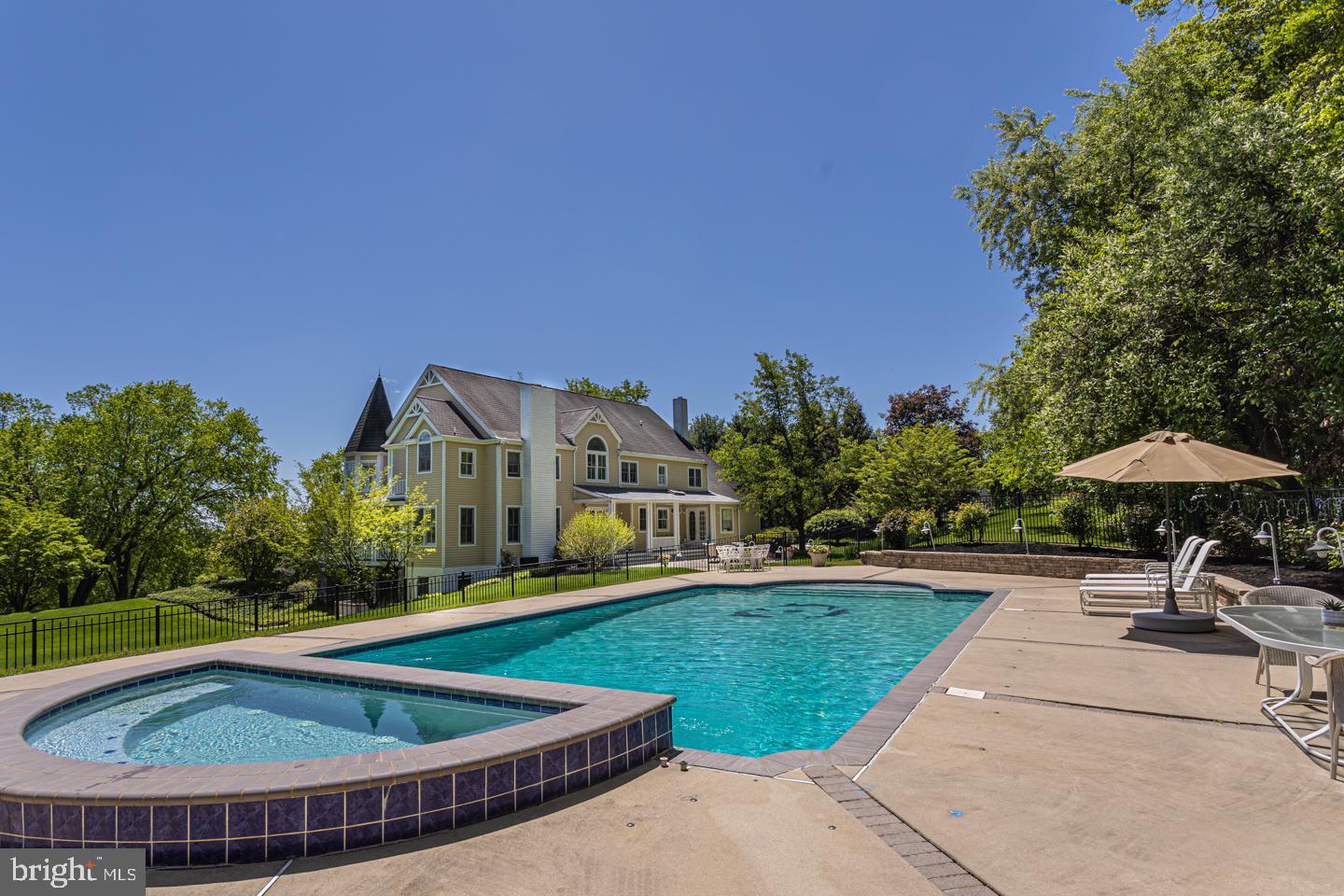 DEER VALLEY - Residential