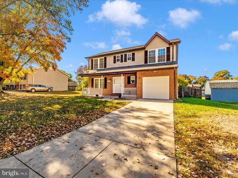 Homes For Rent - 408 Willow Hill<br/> HYATTSVILLE, MD 20785
