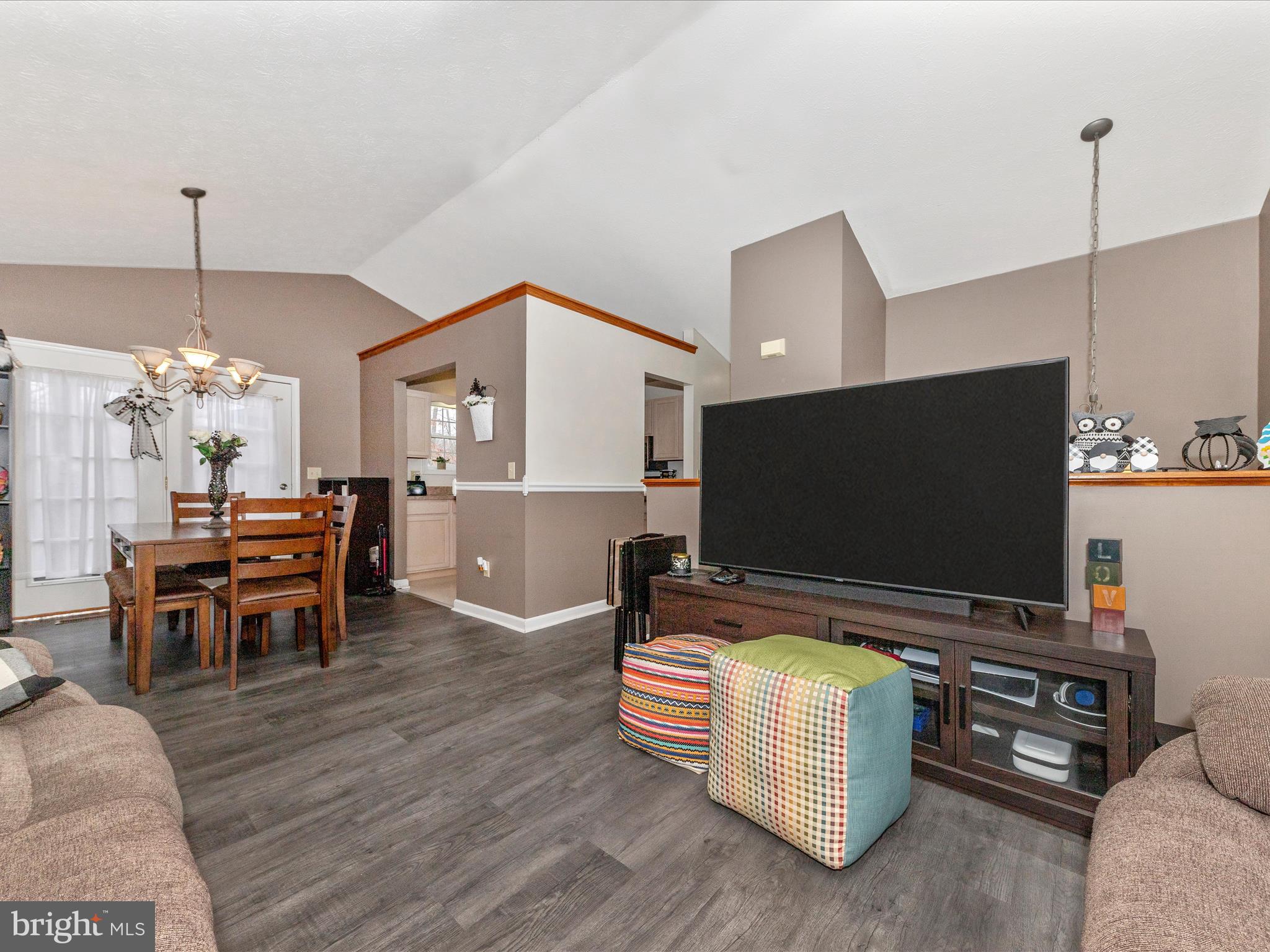 FOREST HEIGHTS - Residential