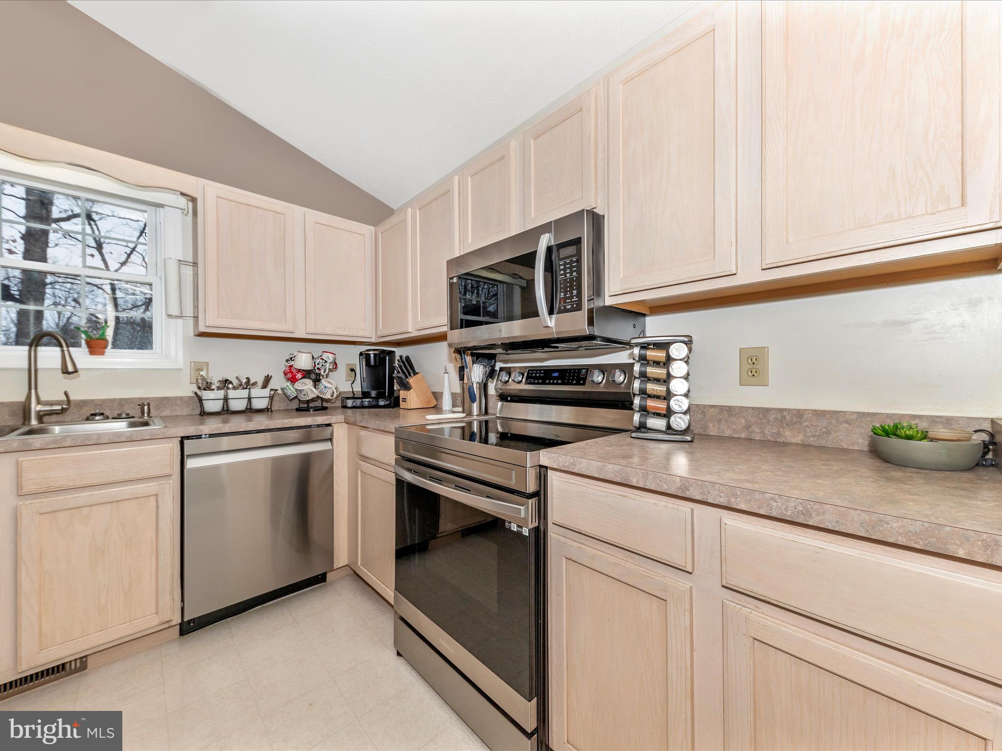 FOREST HEIGHTS - Residential