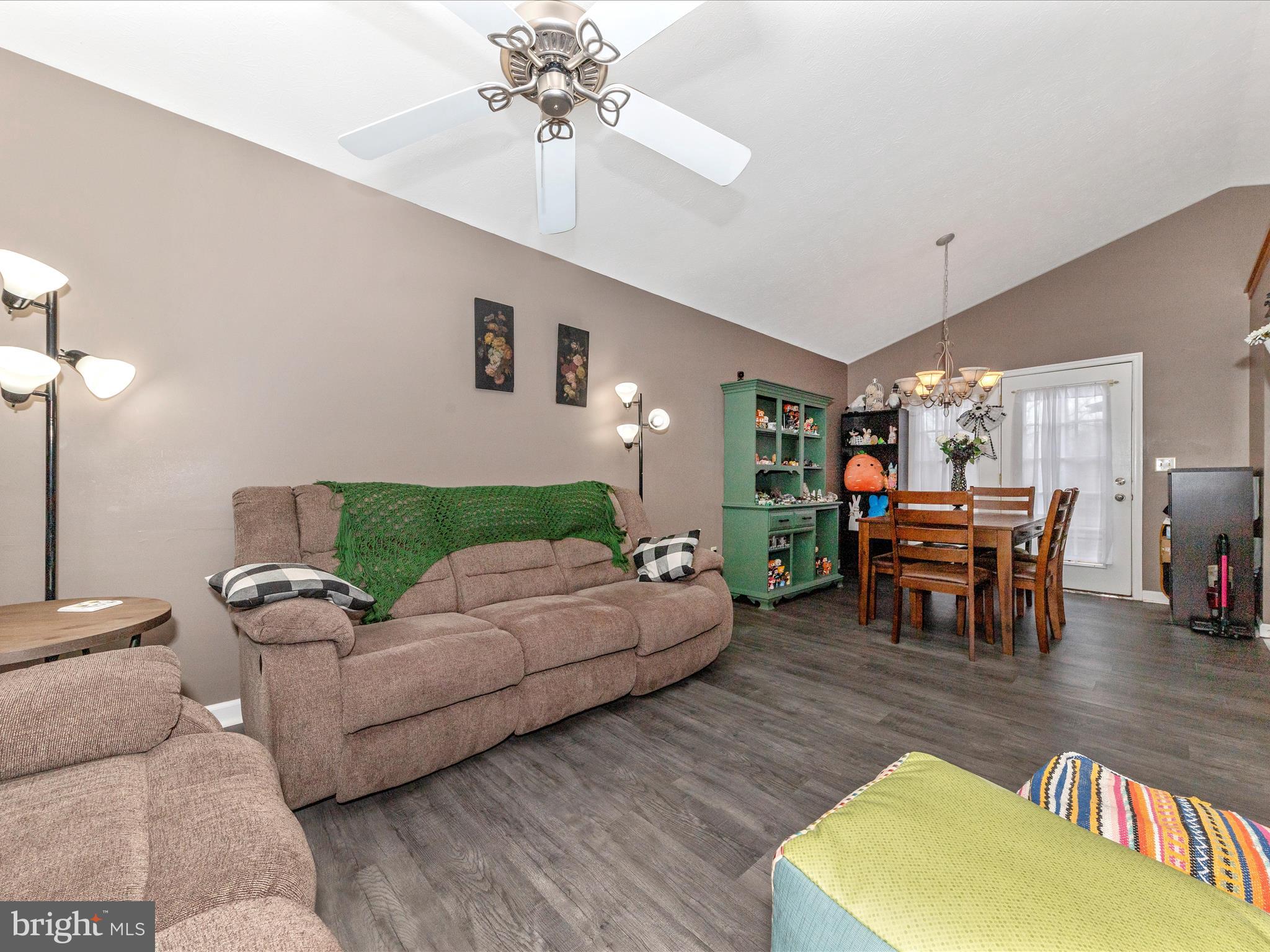 FOREST HEIGHTS - Residential