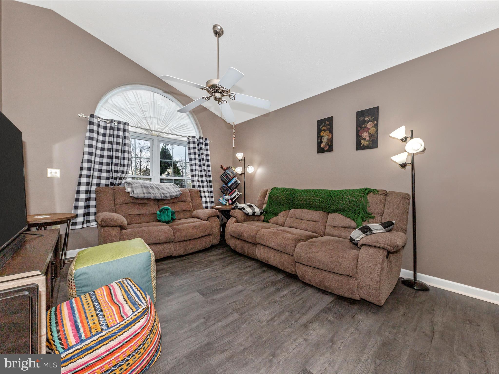 FOREST HEIGHTS - Residential