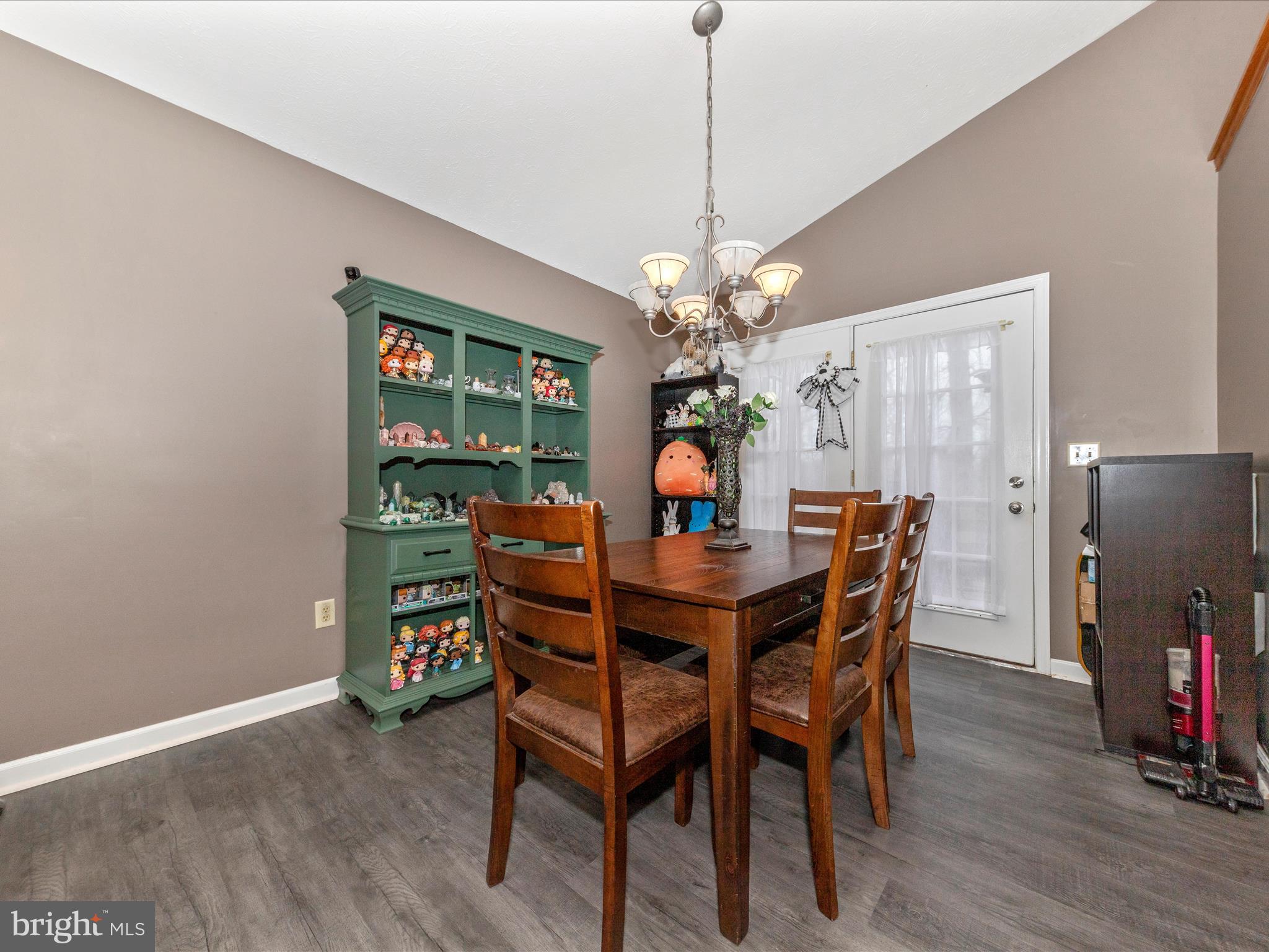 FOREST HEIGHTS - Residential