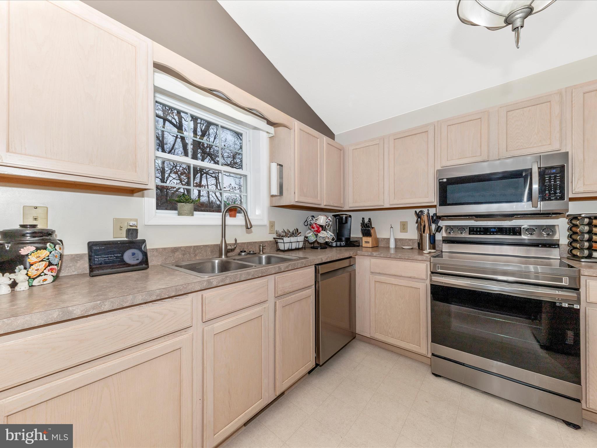 FOREST HEIGHTS - Residential